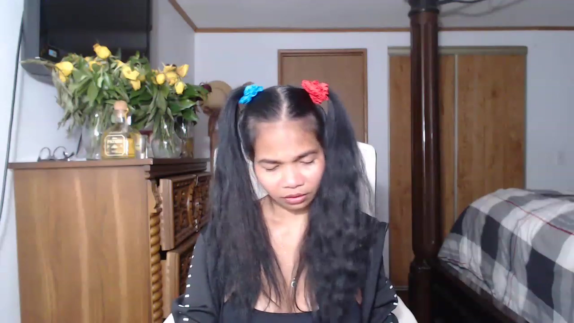 Gallery image thumbnail from Littlekai2023's myfreecams stream on, 05/23/2023, 04:29 image 20 of 20