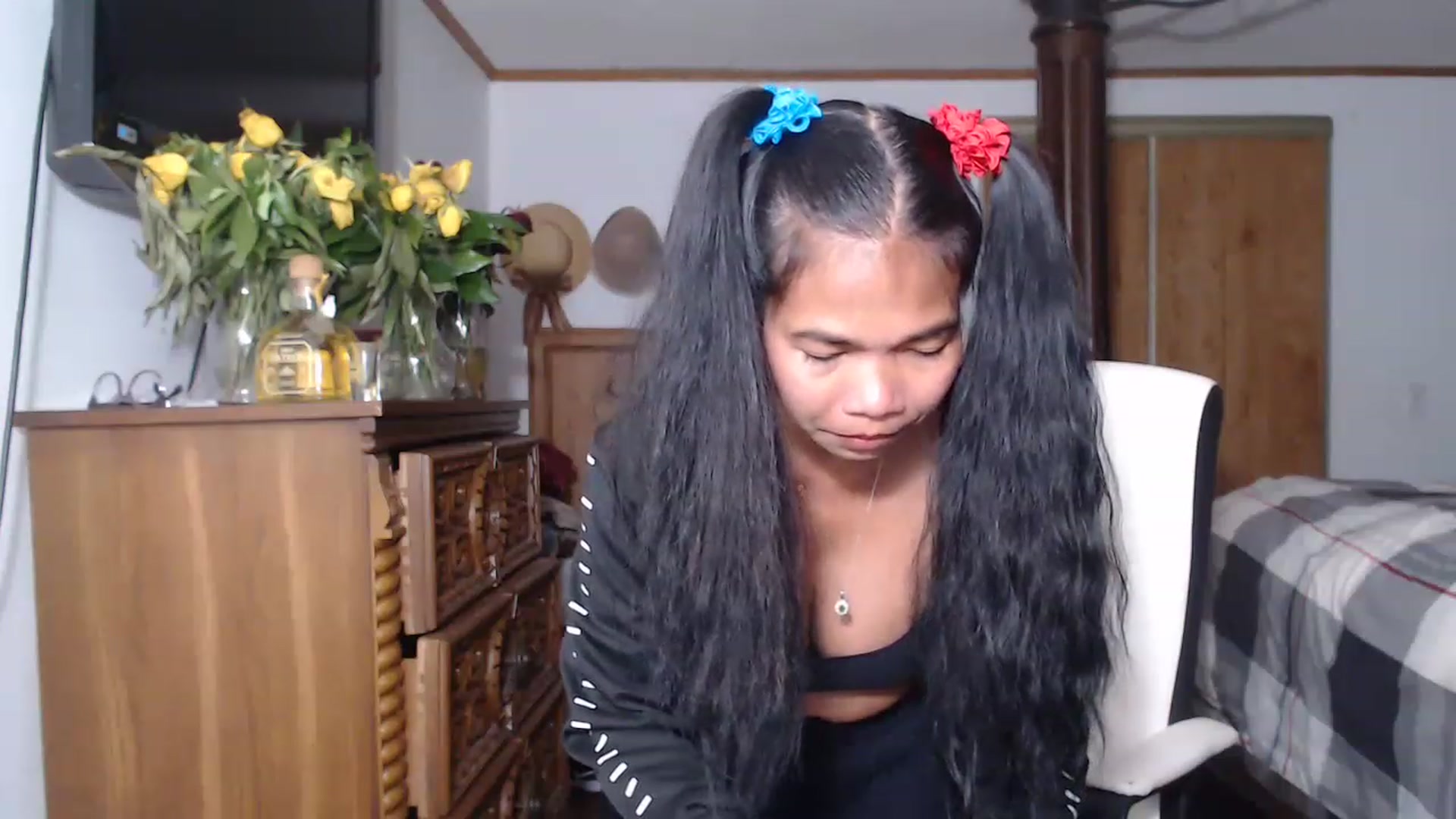 Gallery image thumbnail from Littlekai2023's myfreecams stream on, 05/23/2023, 04:29 image 13 of 20