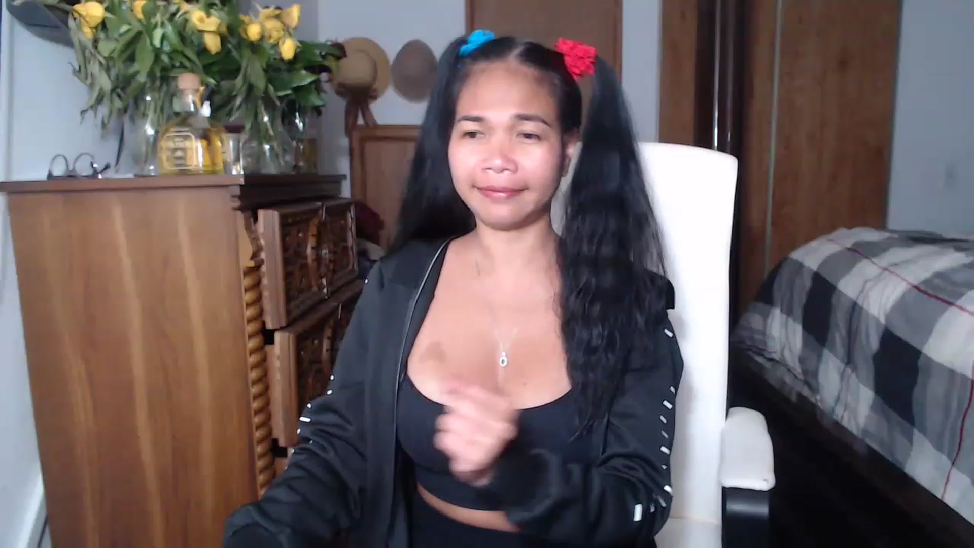 Gallery image thumbnail from Littlekai2023's myfreecams stream on, 05/23/2023, 04:29 image 3 of 20