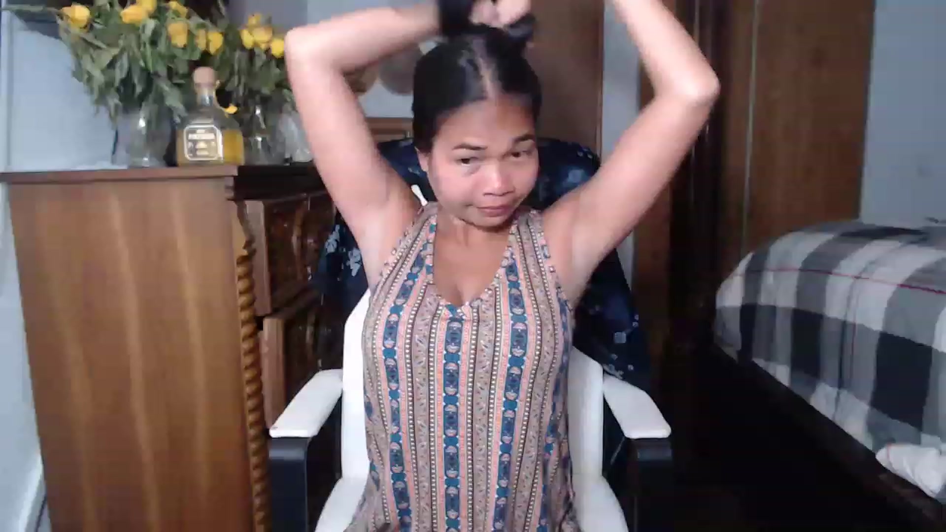 Gallery image thumbnail from Littlekai2023's myfreecams stream on, 05/26/2023, 04:15 image 4 of 20
