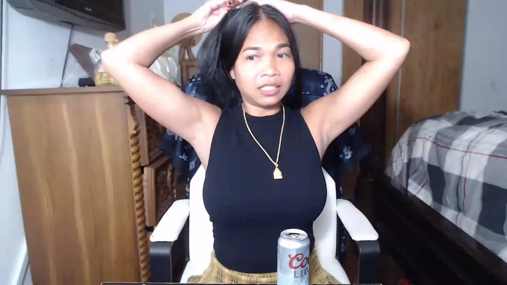 Gallery image thumbnail from Littlekai2023's myfreecams stream on, 05/27/2023, 24:42 image 7 of 20