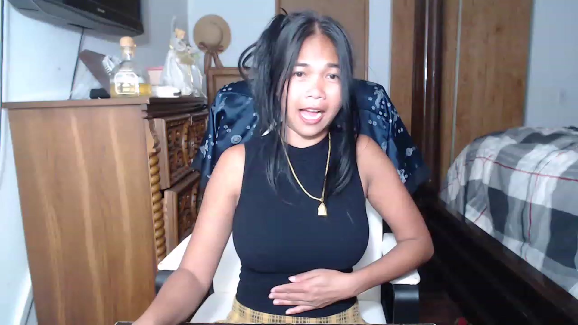 Gallery image thumbnail from Littlekai2023's myfreecams stream on, 05/27/2023, 03:31 image 7 of 20
