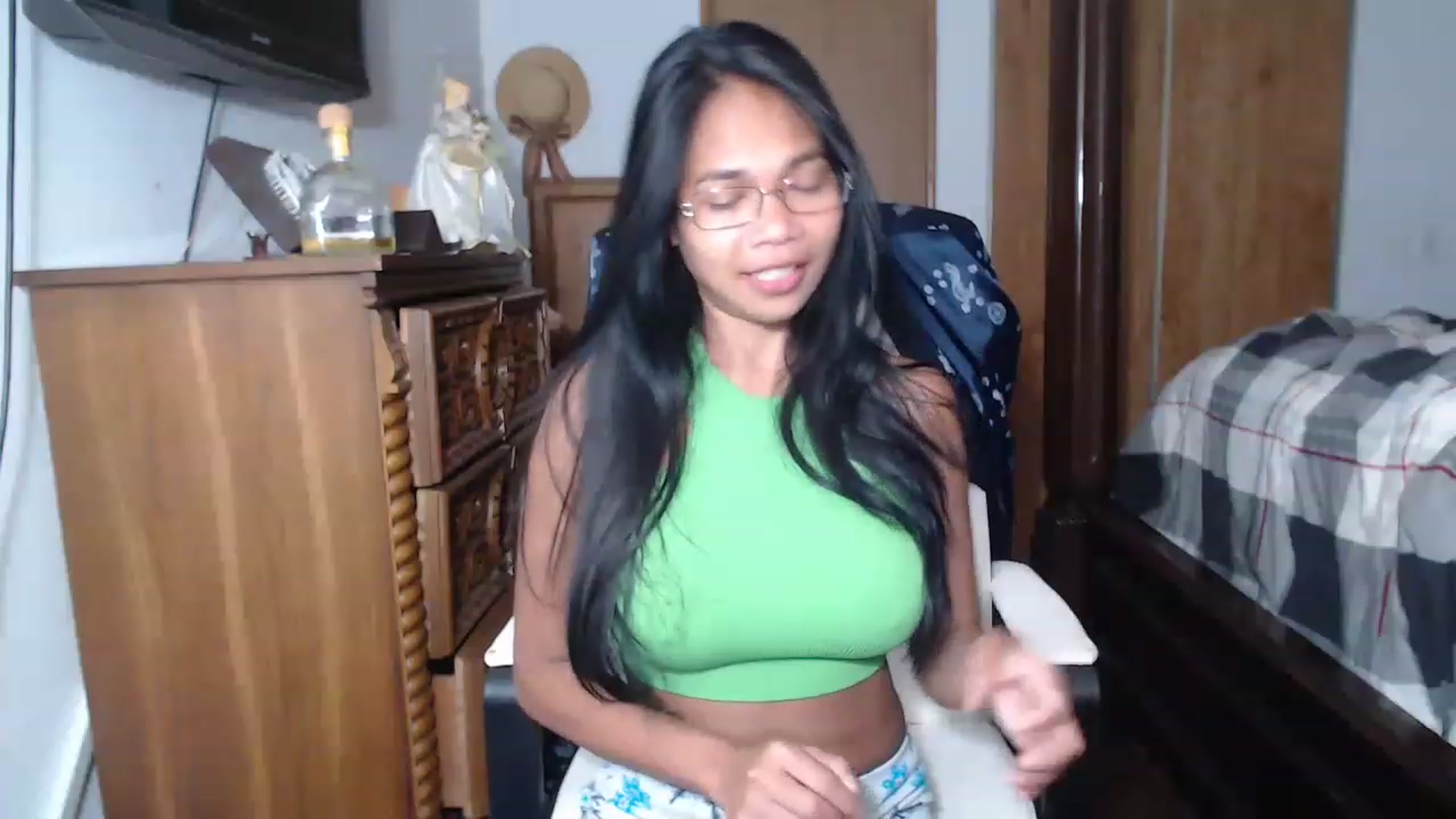 Gallery image thumbnail from Littlekai2023's myfreecams stream on, 05/29/2023, 18:50 image 10 of 20