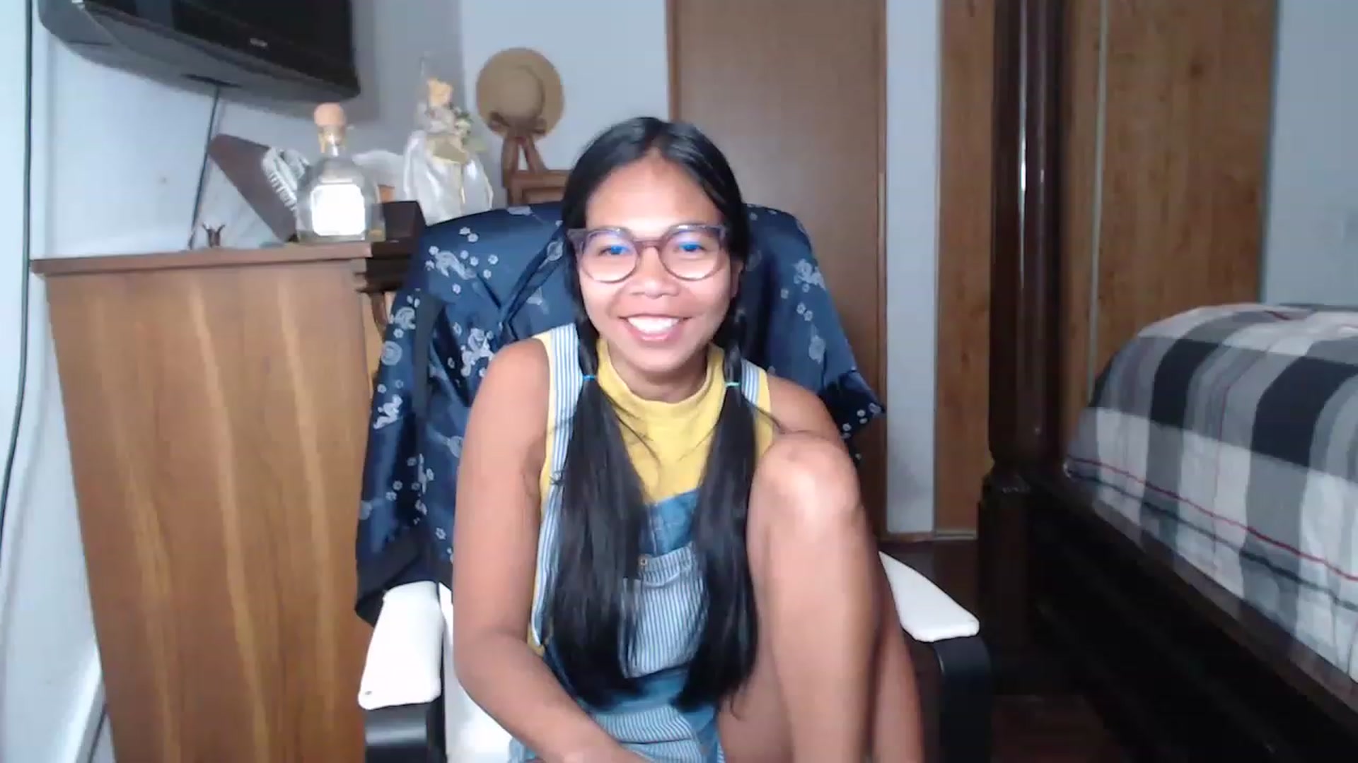 Gallery image thumbnail from Littlekai2023's myfreecams stream on, 05/31/2023, 03:07 image 4 of 20