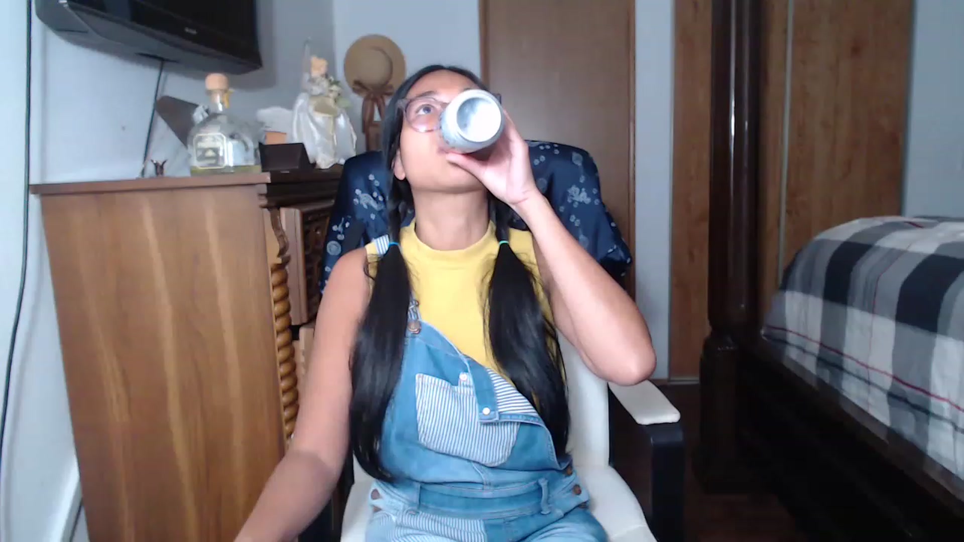 Gallery image thumbnail from Littlekai2023's myfreecams stream on, 05/31/2023, 03:07 image 13 of 20