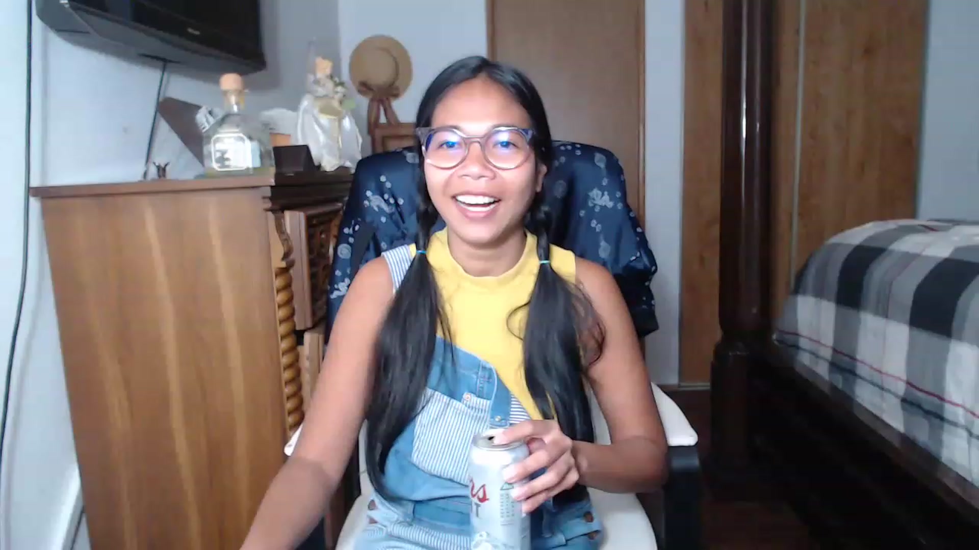 Gallery image thumbnail from Littlekai2023's myfreecams stream on, 05/31/2023, 03:48 image 3 of 20