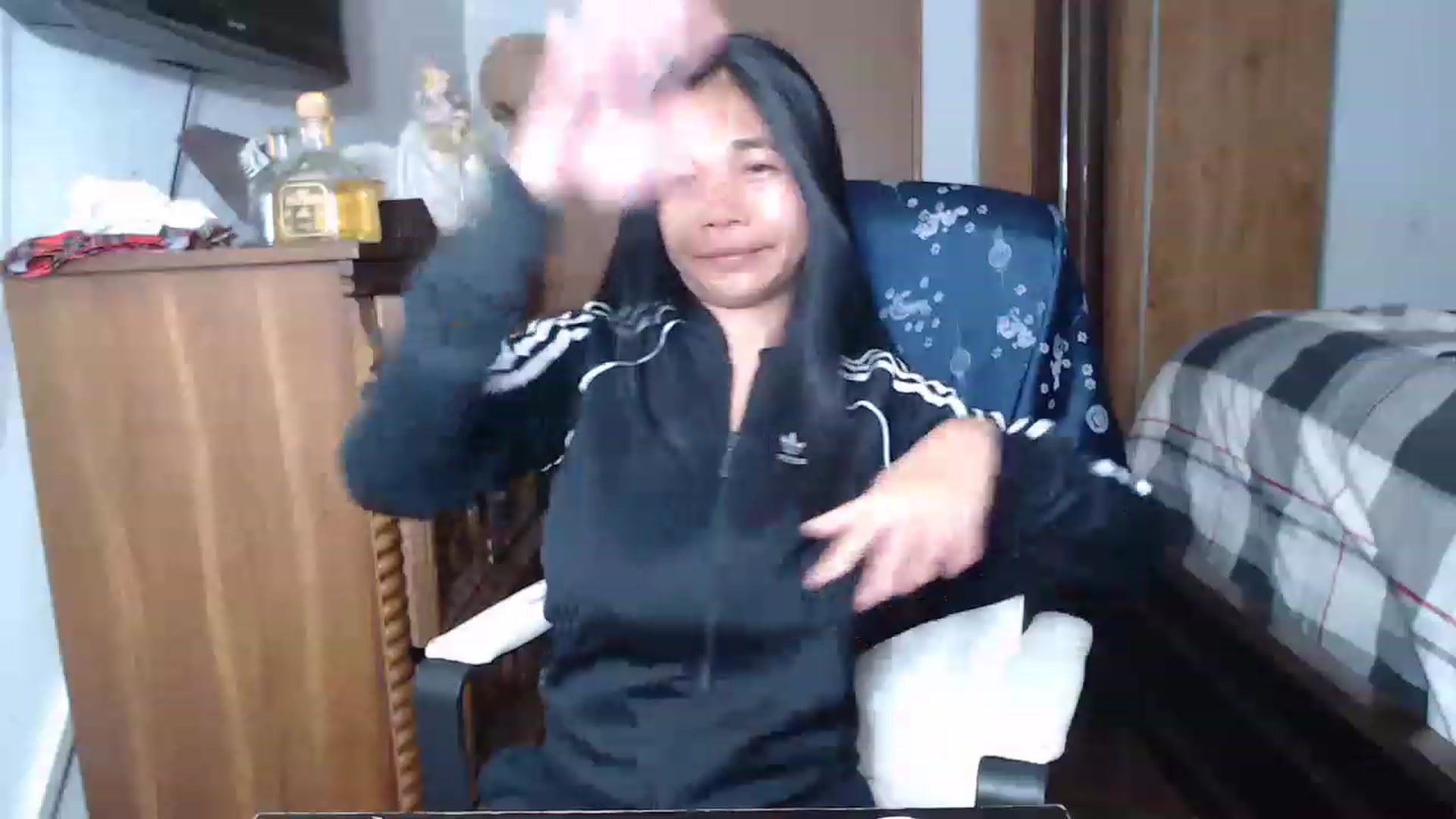 Gallery image thumbnail from Littlekai2023's myfreecams stream on, 06/02/2023, 05:26 image 10 of 20