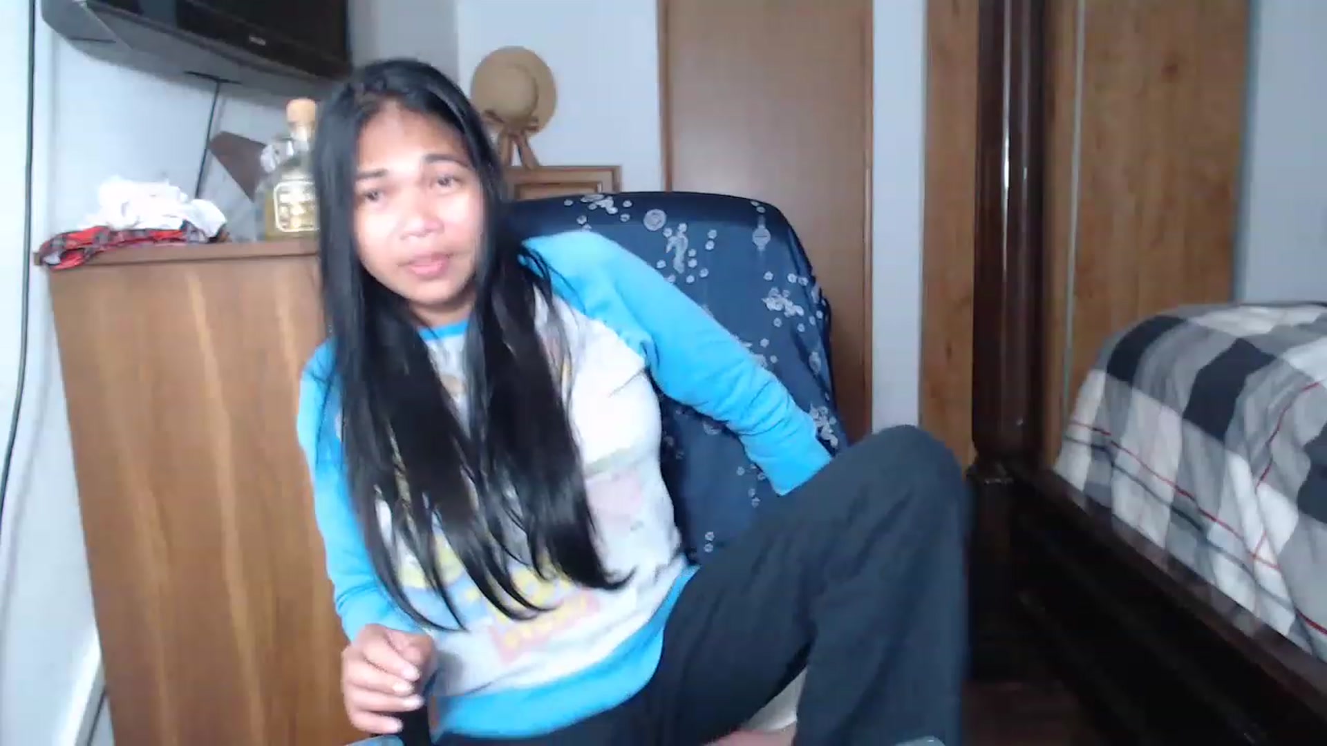 Gallery image thumbnail from Littlekai2023's myfreecams stream on, 06/04/2023, 05:27 image 5 of 20