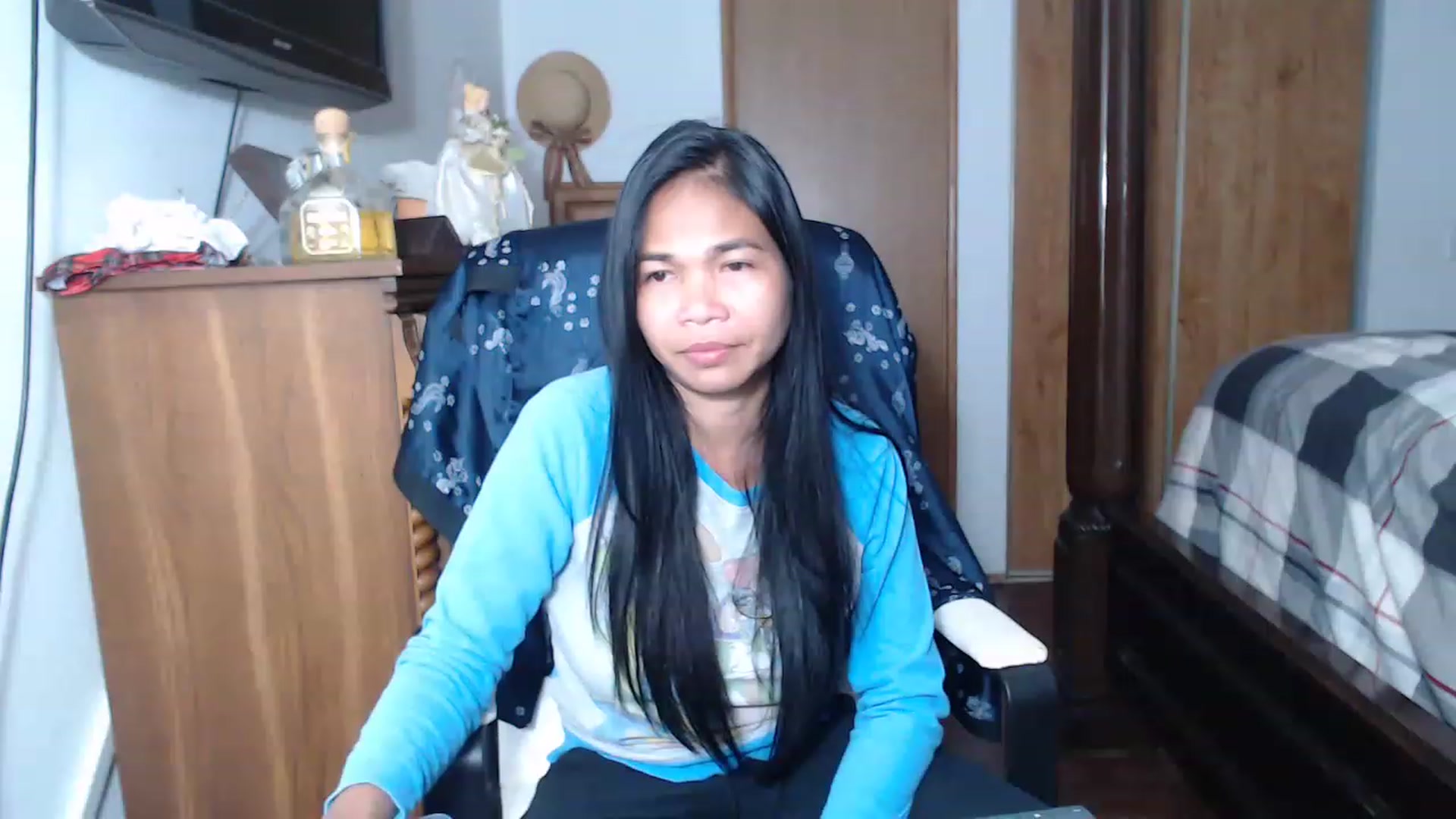 Gallery image thumbnail from Littlekai2023's myfreecams stream on, 06/04/2023, 05:27 image 3 of 20