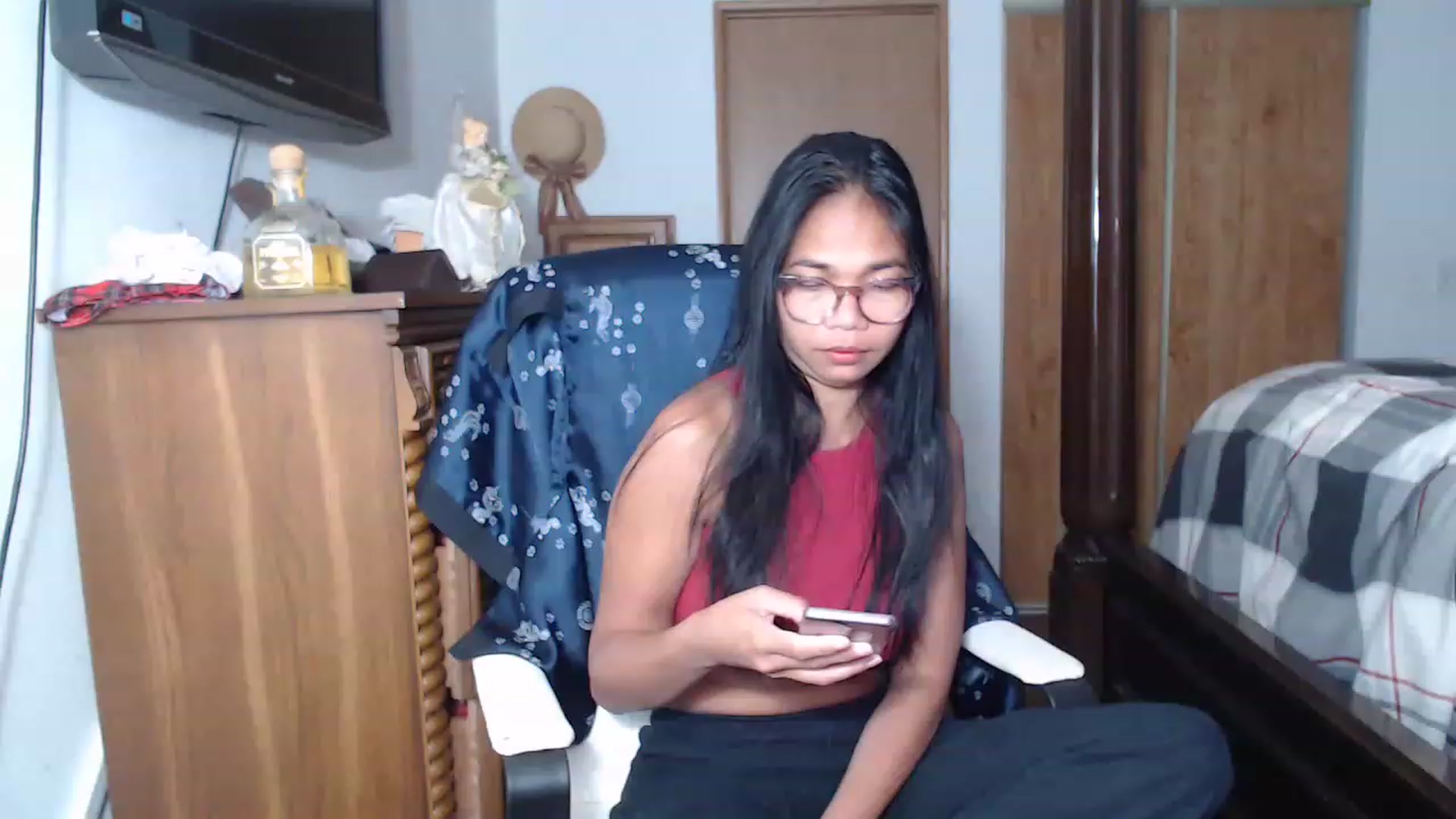 Gallery image thumbnail from Littlekai2023's myfreecams stream on, 06/04/2023, 15:56 image 2 of 20