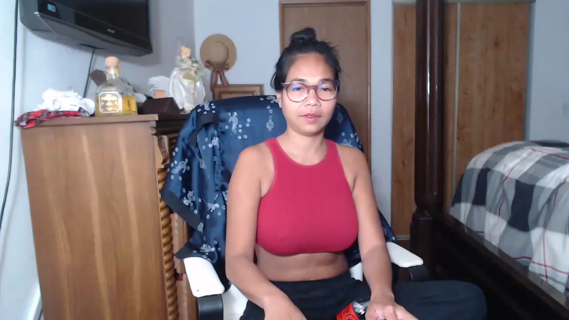 Gallery image thumbnail from Littlekai2023's myfreecams stream on, 06/04/2023, 15:56 image 15 of 20