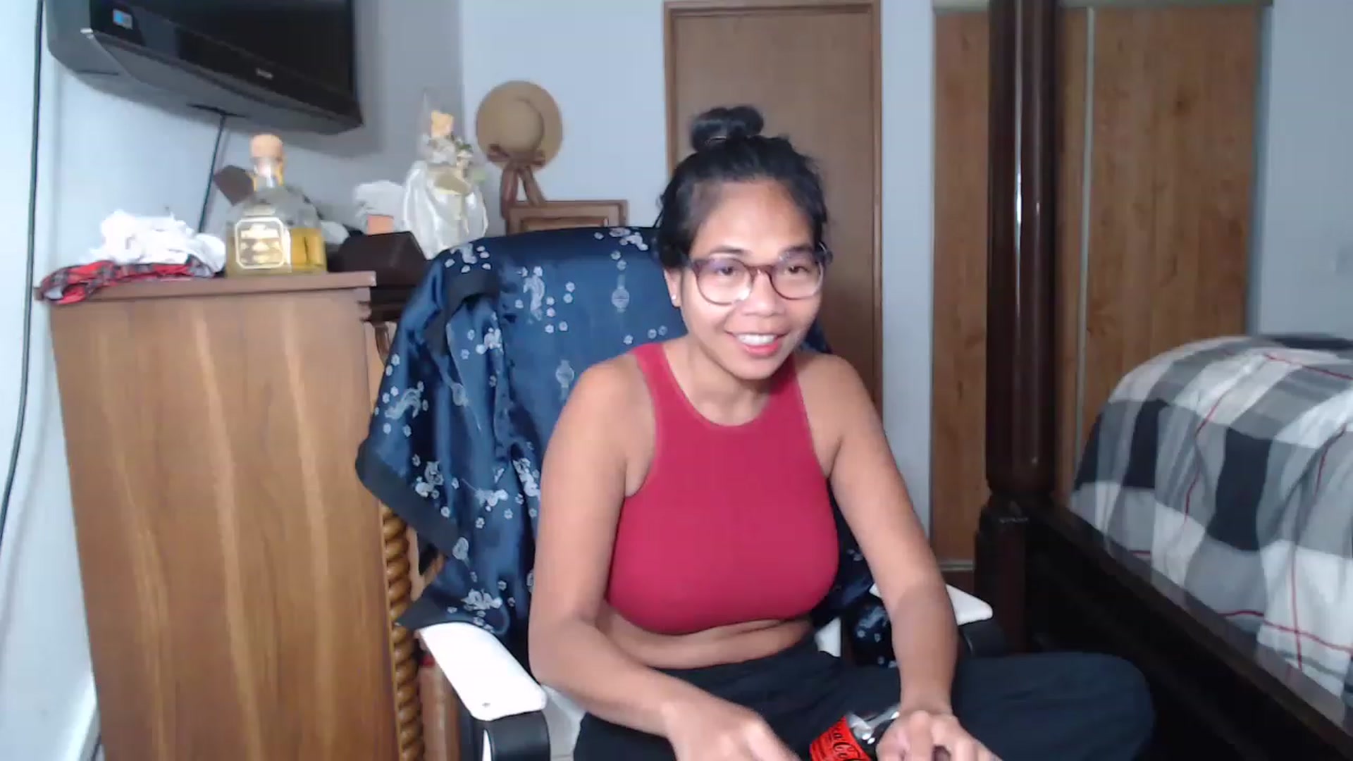 Gallery image thumbnail from Littlekai2023's myfreecams stream on, 06/04/2023, 15:56 image 17 of 20