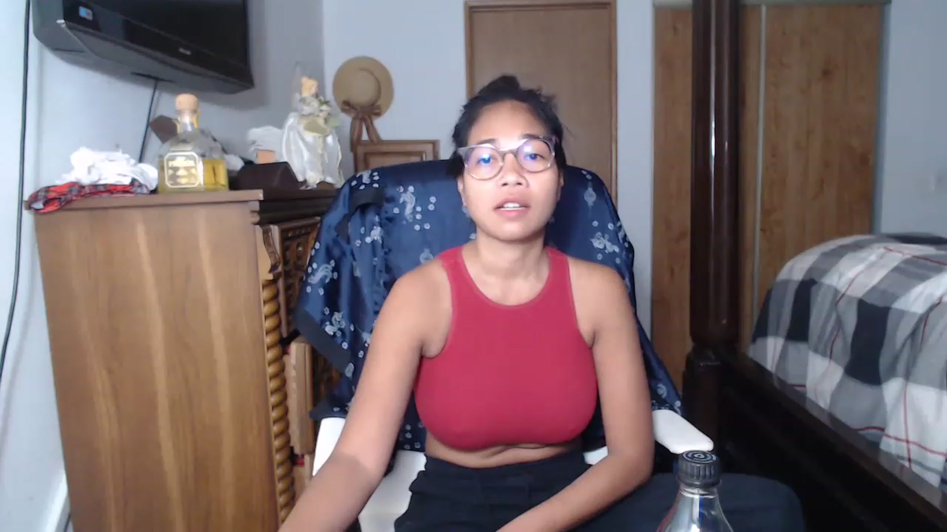 Gallery image thumbnail from Littlekai2023's myfreecams stream on, 06/04/2023, 15:56 image 13 of 20