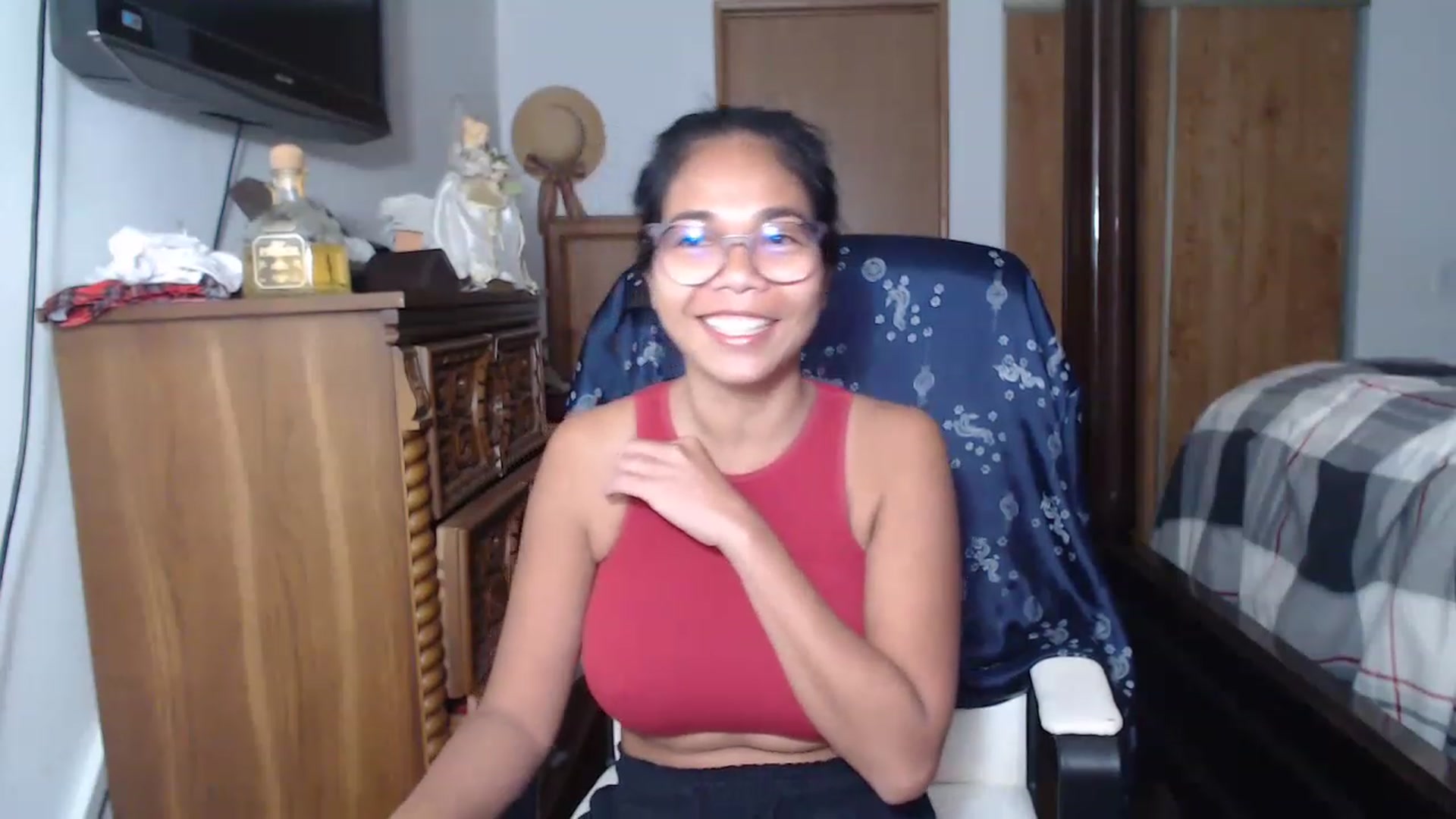 Gallery image thumbnail from Littlekai2023's myfreecams stream on, 06/04/2023, 17:22 image 12 of 20