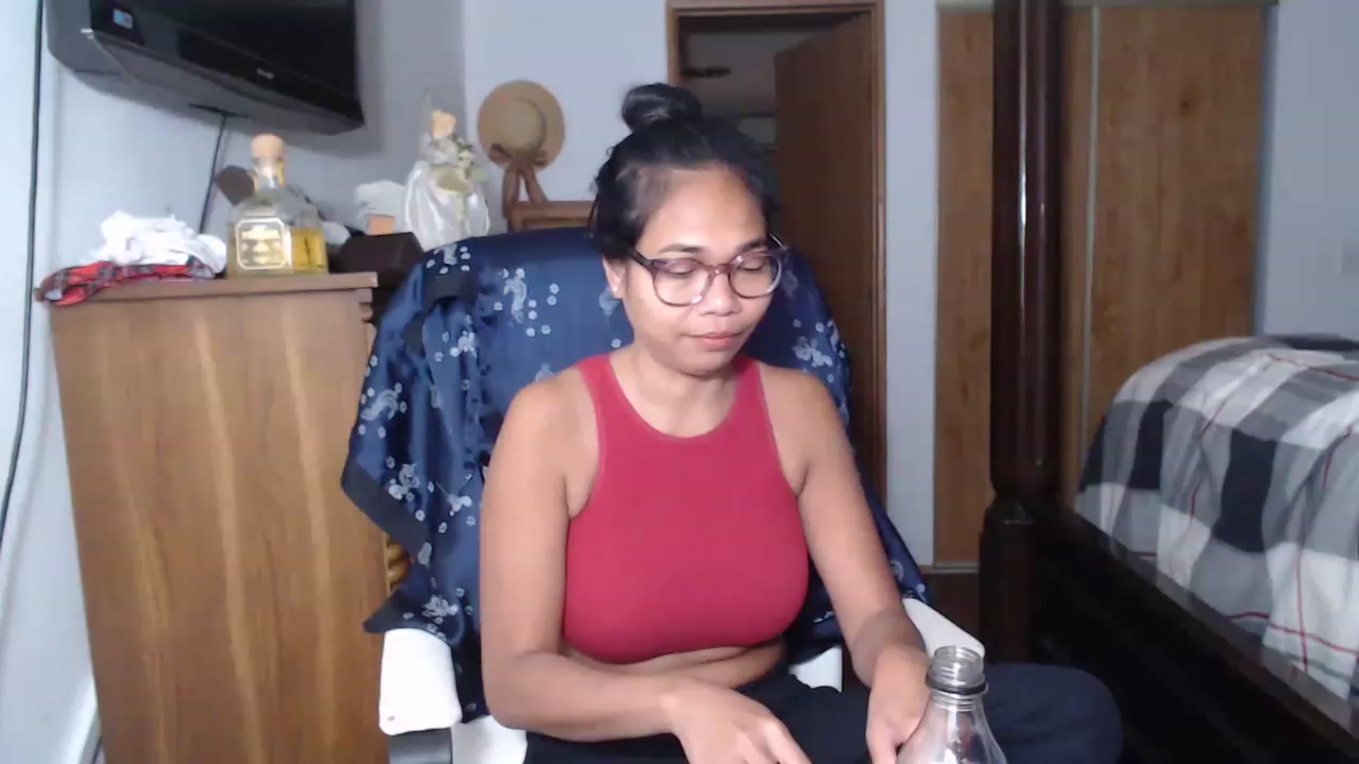 Gallery image thumbnail from Littlekai2023's myfreecams stream on, 06/04/2023, 17:22 image 3 of 20