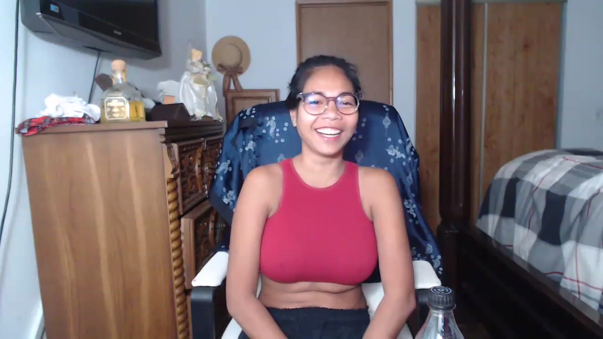 Gallery image thumbnail from Littlekai2023's myfreecams stream on, 06/04/2023, 17:22 image 5 of 20
