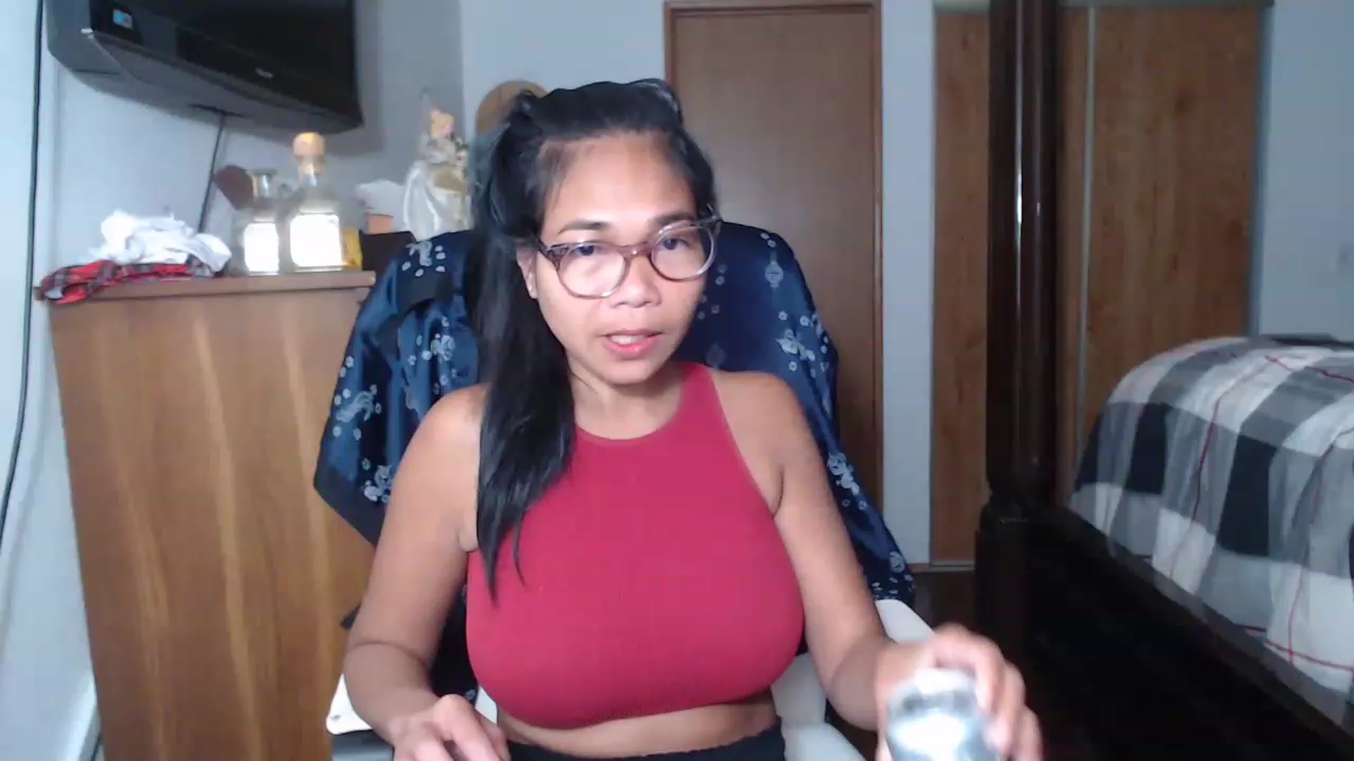 Gallery image thumbnail from Littlekai2023's myfreecams stream on, 06/04/2023, 18:56 image 9 of 20