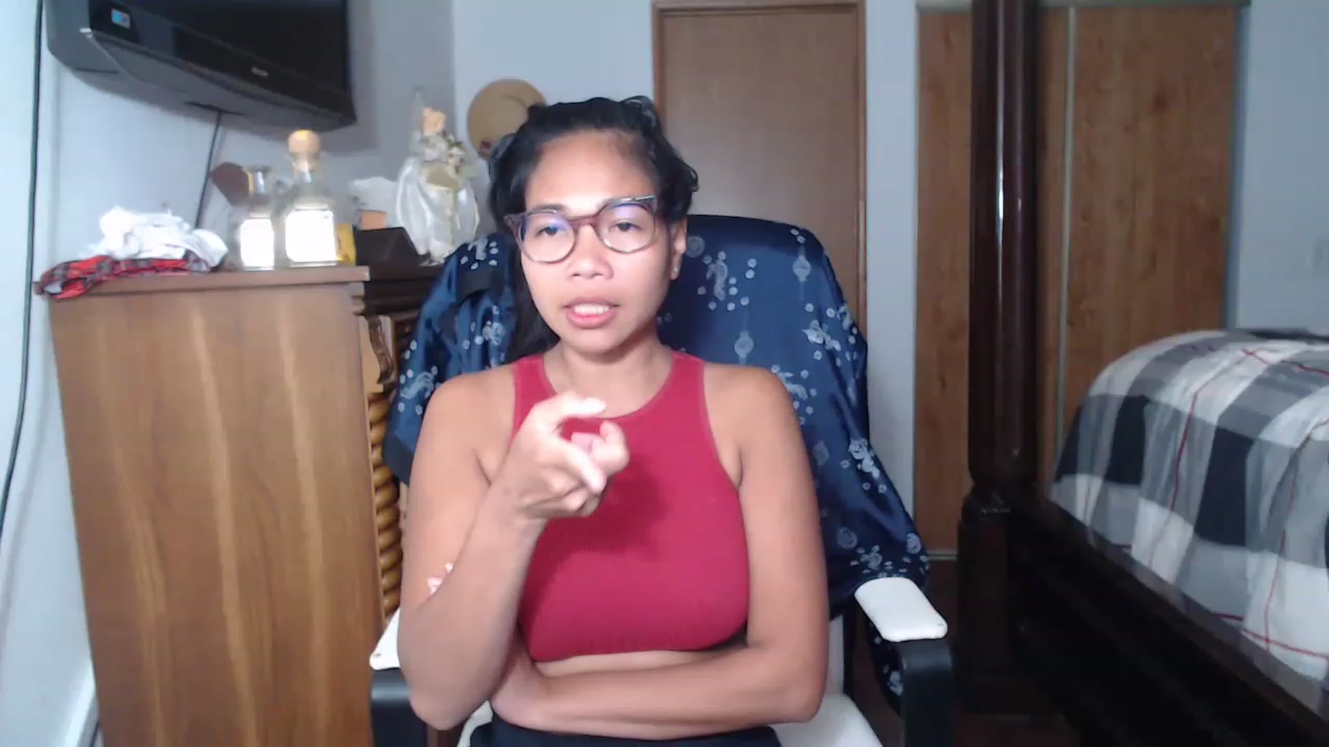 Gallery image thumbnail from Littlekai2023's myfreecams stream on, 06/04/2023, 18:56 image 5 of 20