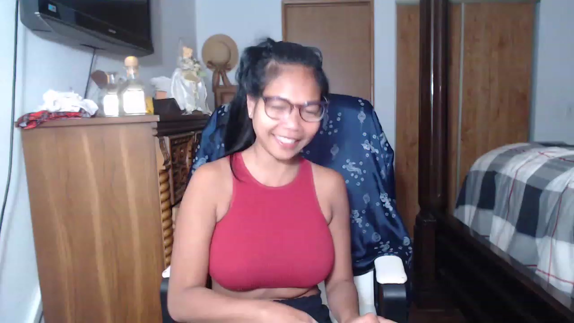 Gallery image thumbnail from Littlekai2023's myfreecams stream on, 06/04/2023, 18:56 image 3 of 20