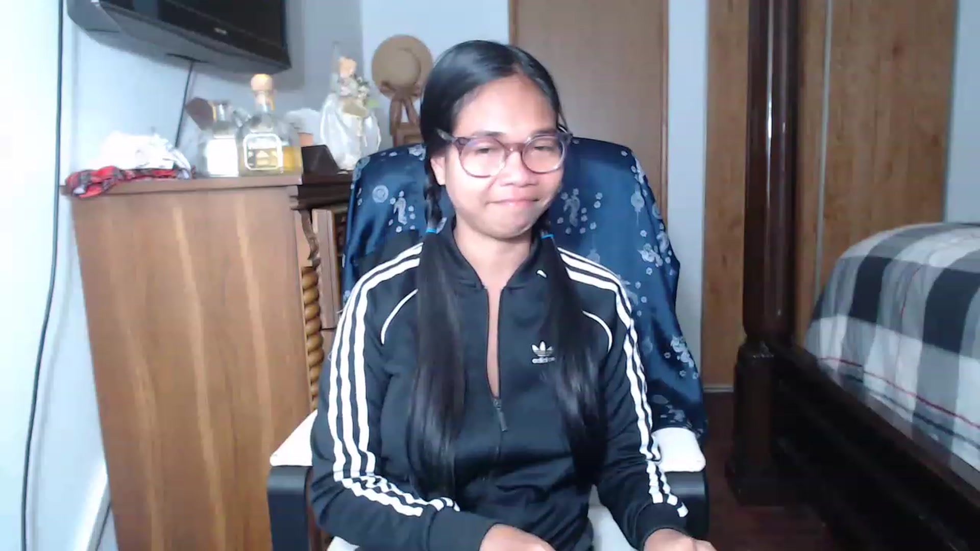 Gallery image thumbnail from Littlekai2023's myfreecams stream on, 06/05/2023, 04:53 image 8 of 20