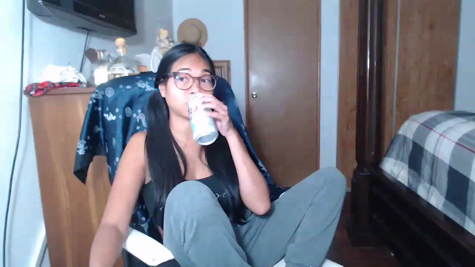 Gallery image thumbnail from Littlekai2023's myfreecams stream on, 06/06/2023, 01:37 image 8 of 20