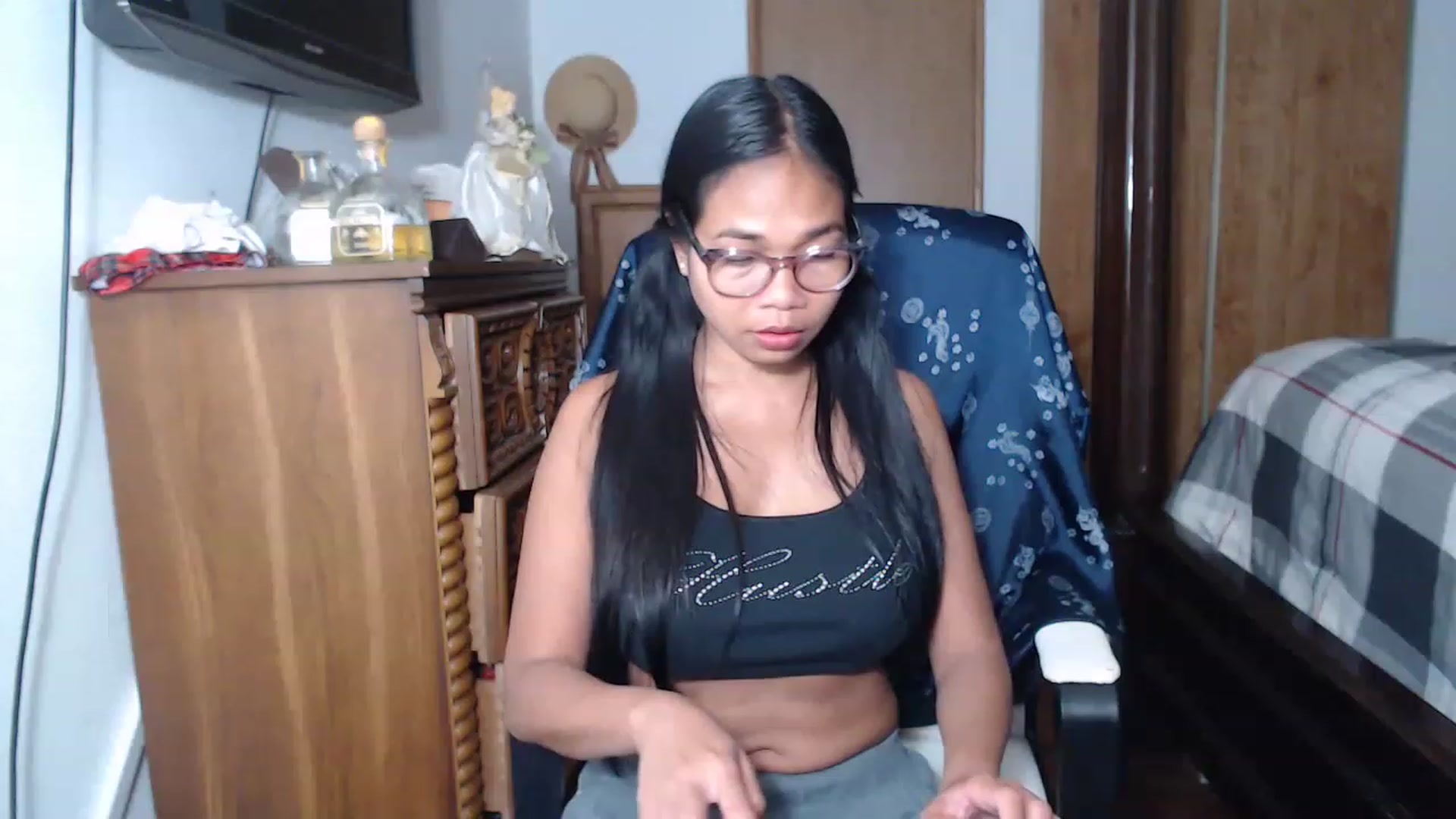 Gallery image thumbnail from Littlekai2023's myfreecams stream on, 06/06/2023, 03:35 image 8 of 20