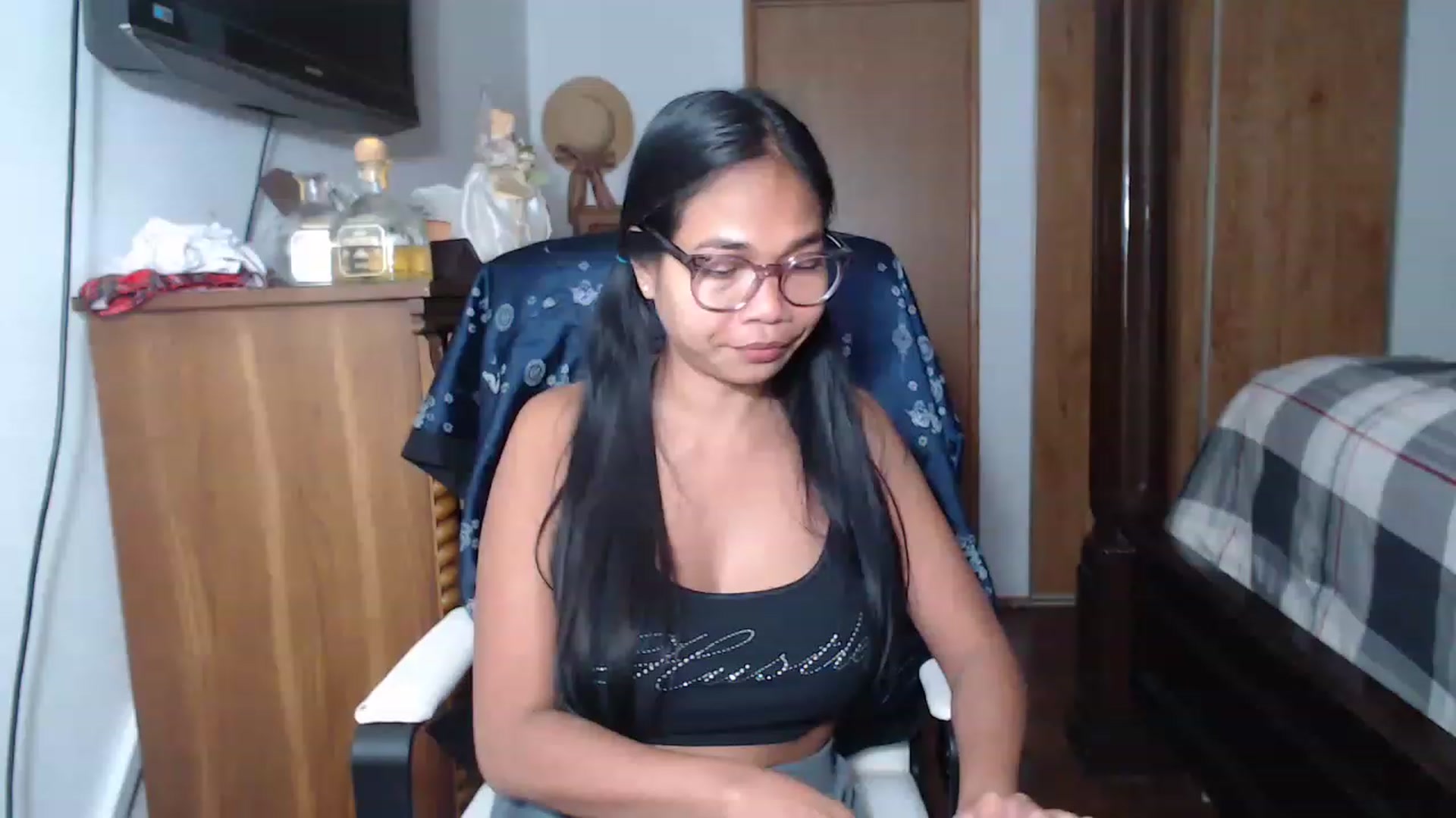 Gallery image thumbnail from Littlekai2023's myfreecams stream on, 06/06/2023, 03:35 image 15 of 20