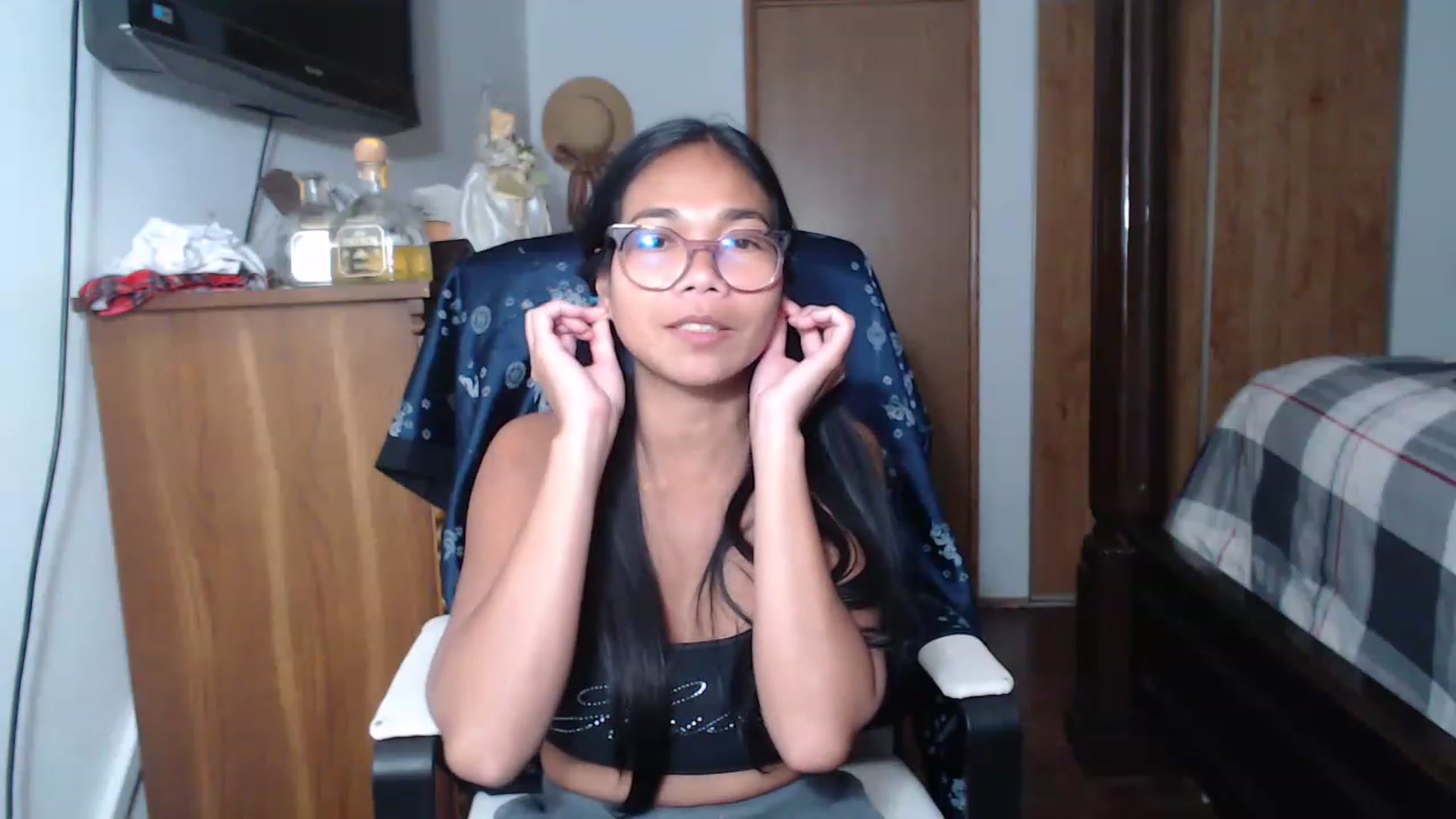 Gallery image thumbnail from Littlekai2023's myfreecams stream on, 06/06/2023, 03:35 image 20 of 20