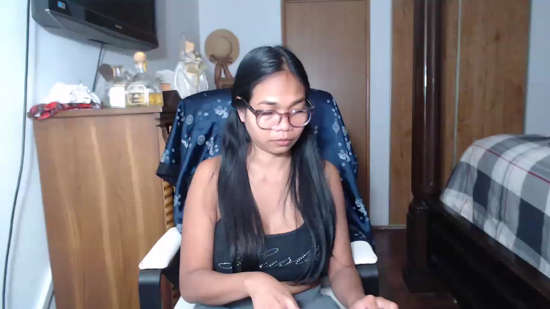 Gallery image thumbnail from Littlekai2023's myfreecams stream on, 06/06/2023, 03:35 image 18 of 20