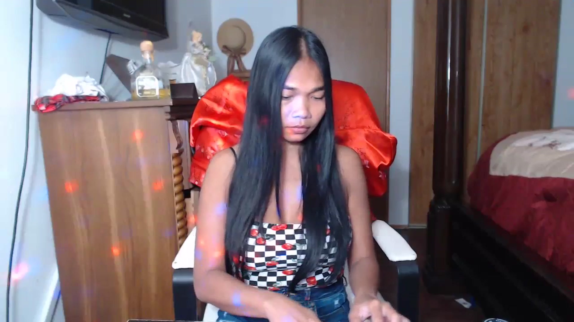 Gallery image thumbnail from Littlekai2023's myfreecams stream on, 06/09/2023, 23:48 image 16 of 20