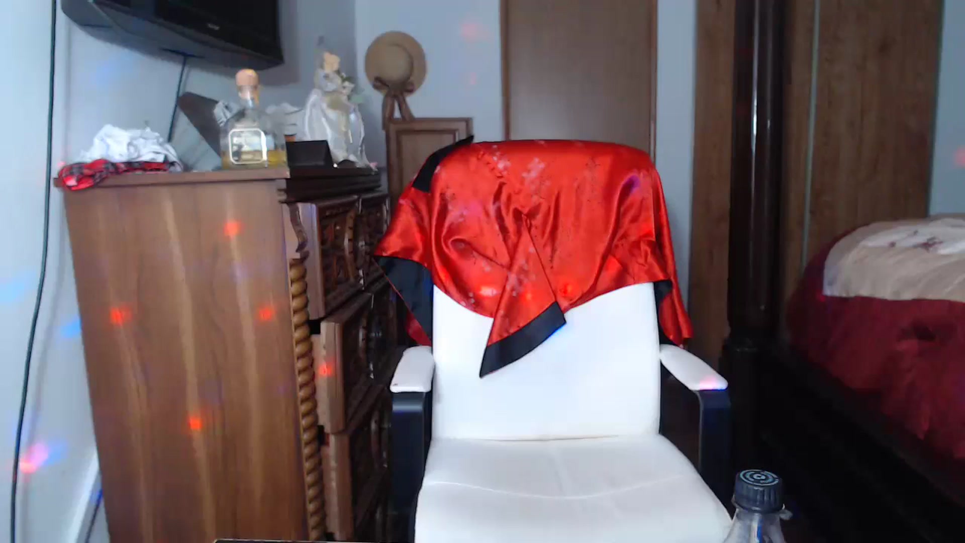 Gallery image thumbnail from Littlekai2023's myfreecams stream on, 06/09/2023, 23:48 image 6 of 20