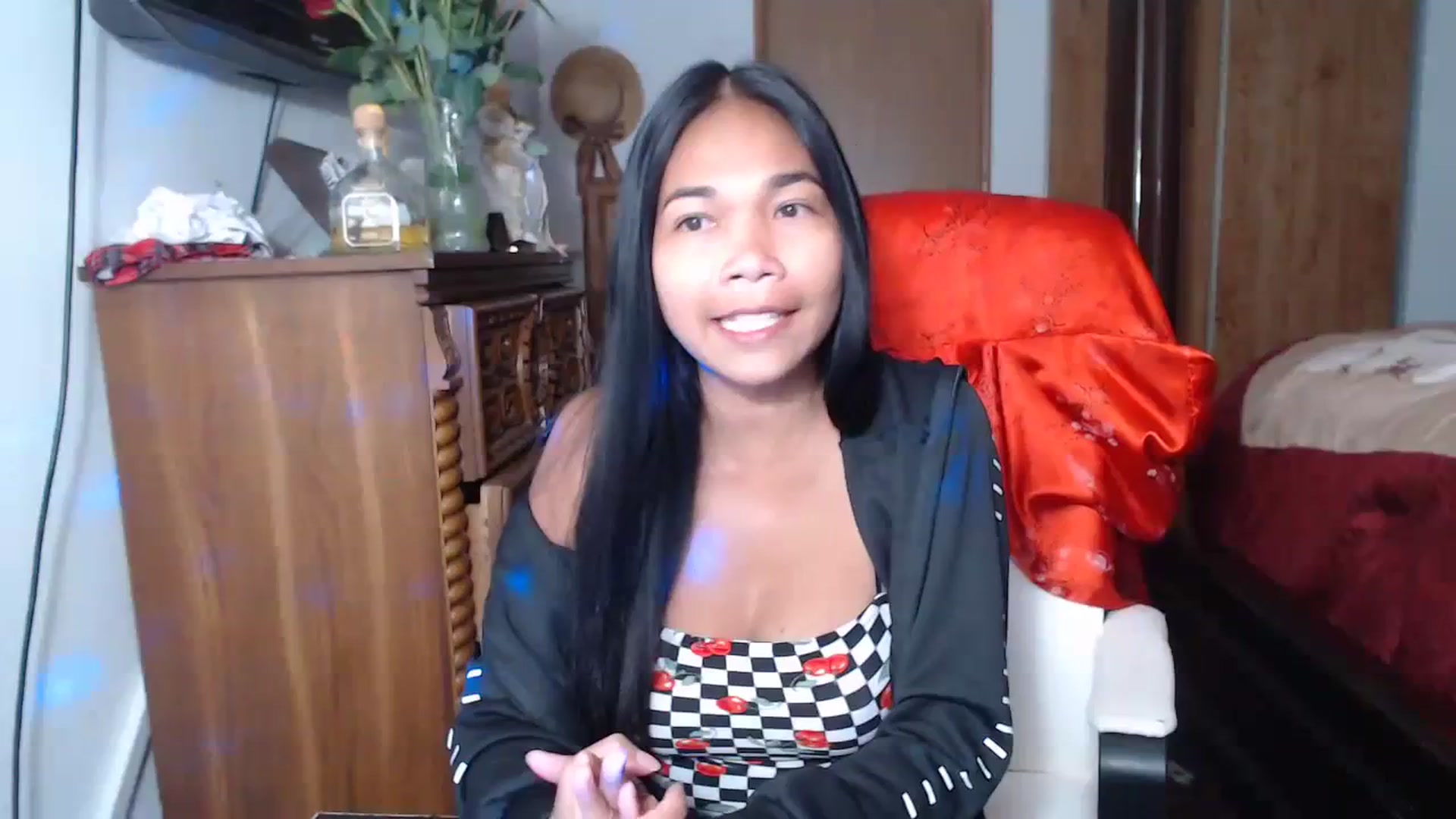 Gallery image thumbnail from Littlekai2023's myfreecams stream on, 06/10/2023, 01:18 image 1 of 20