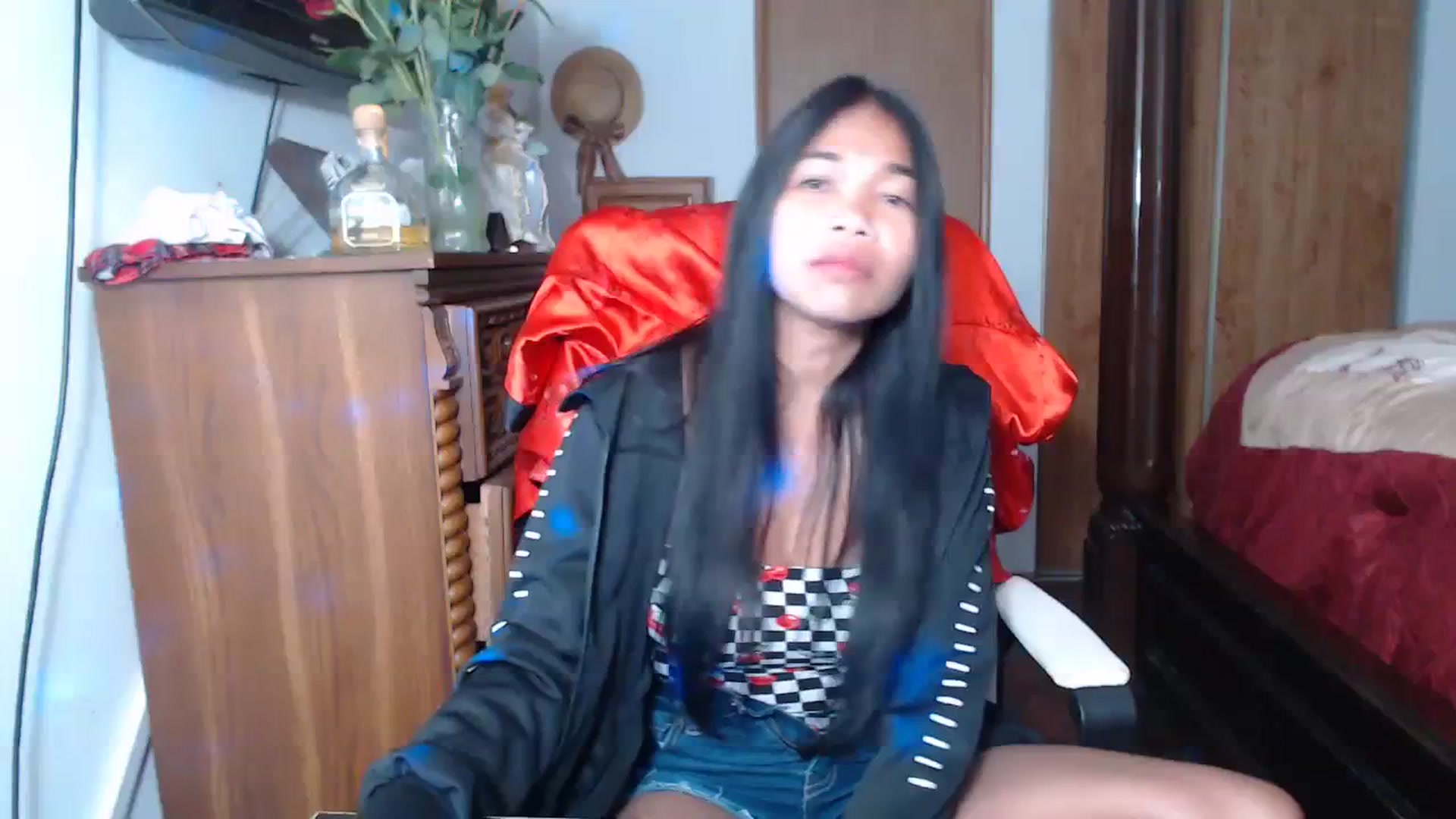 Gallery image thumbnail from Littlekai2023's myfreecams stream on, 06/10/2023, 01:18 image 16 of 20