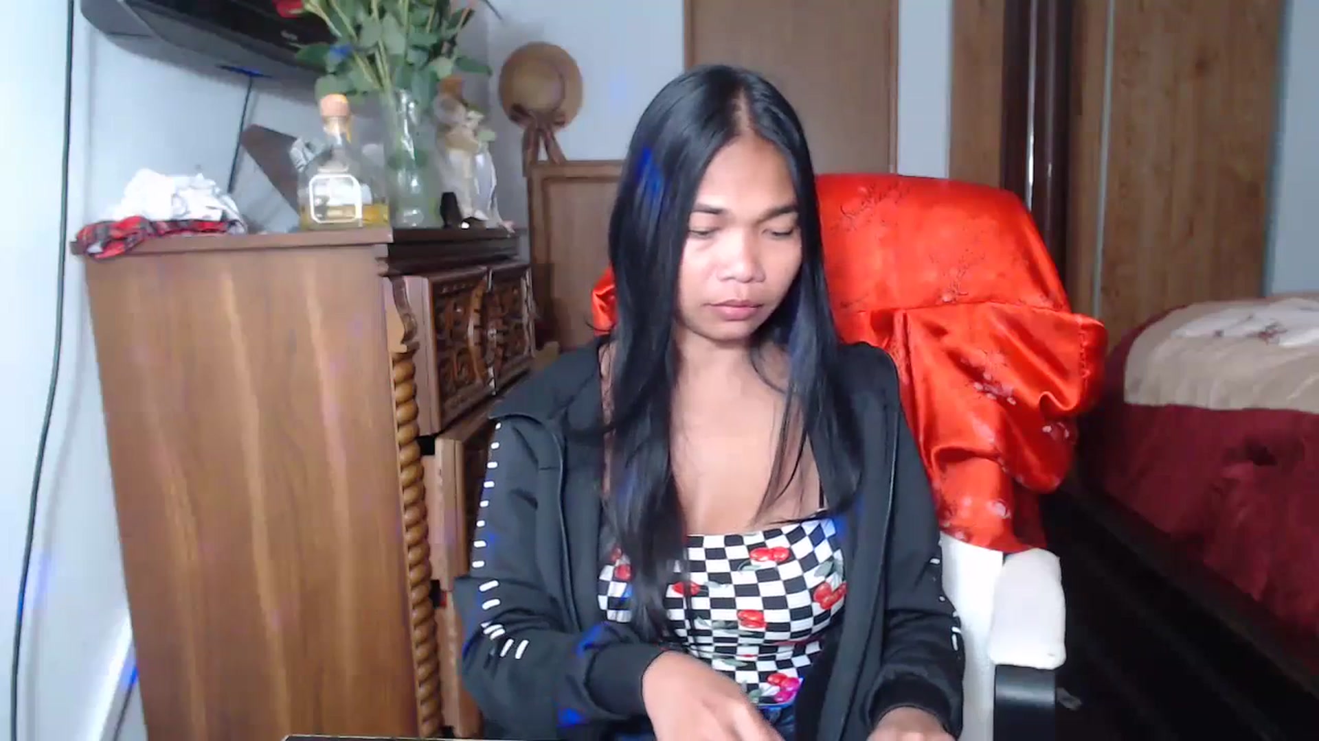 Gallery image thumbnail from Littlekai2023's myfreecams stream on, 06/10/2023, 01:18 image 4 of 20