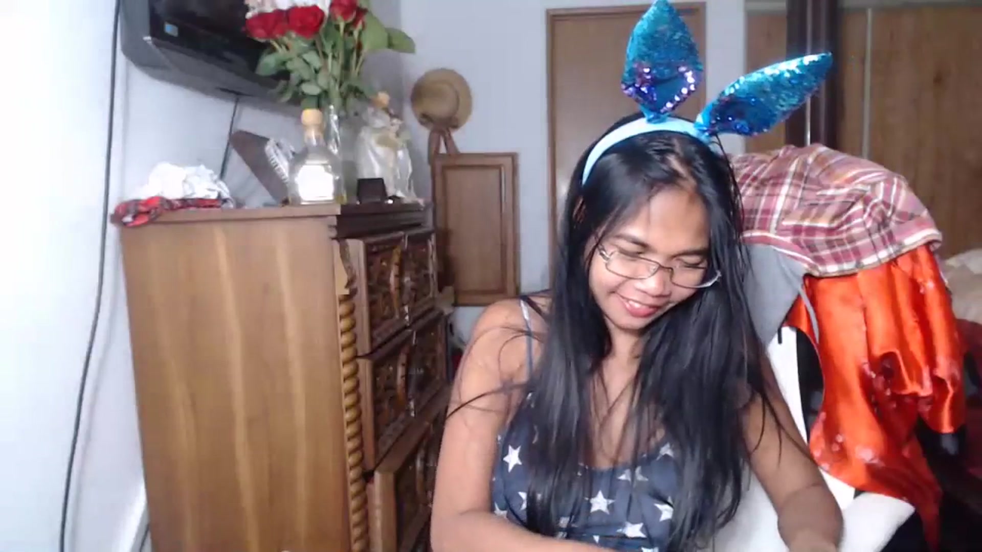 Gallery image thumbnail from Littlekai2023's myfreecams stream on, 06/11/2023, 03:53 image 6 of 20