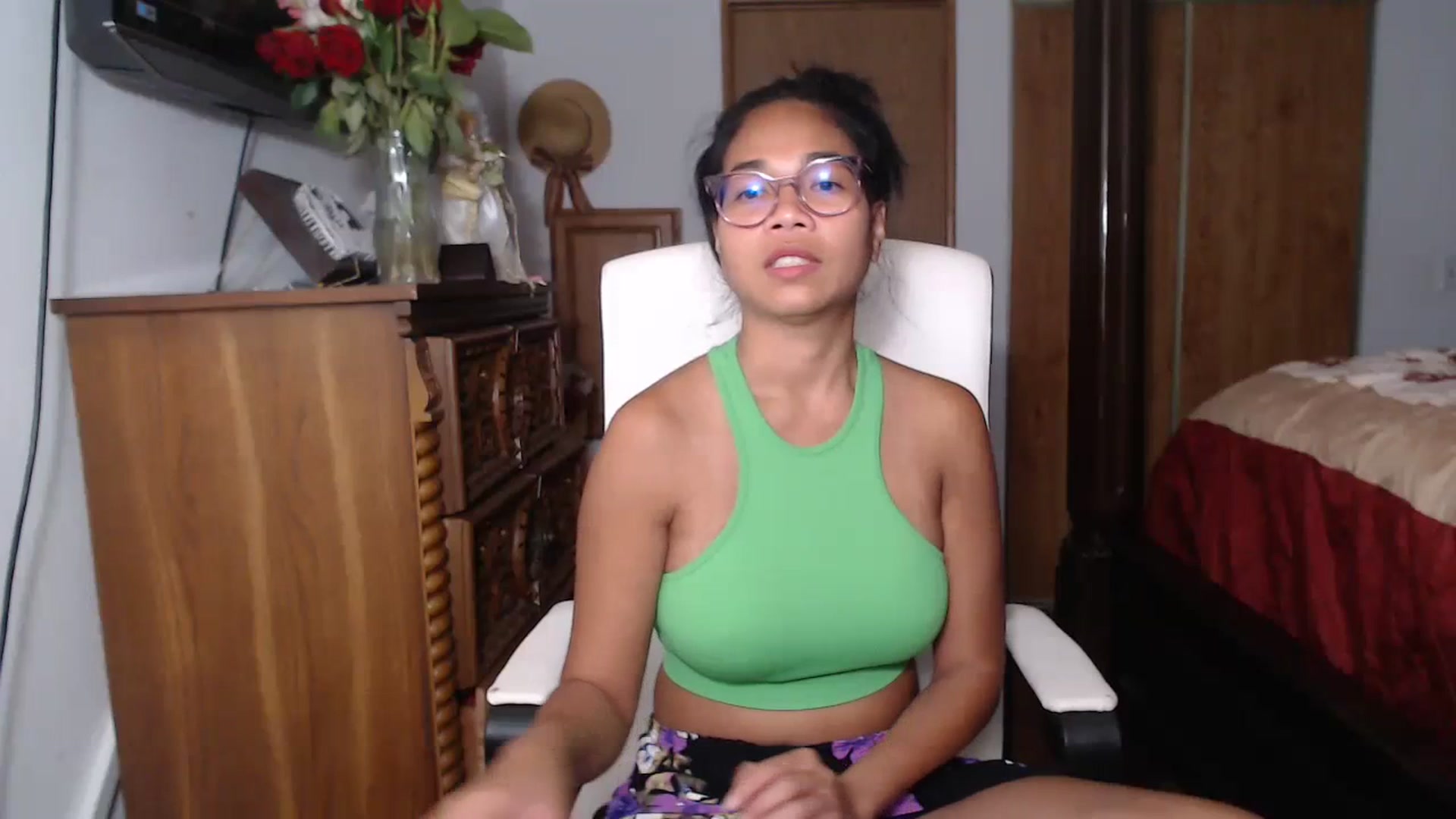 Gallery image thumbnail from Littlekai2023's myfreecams stream on, 06/14/2023, 01:20 image 20 of 20