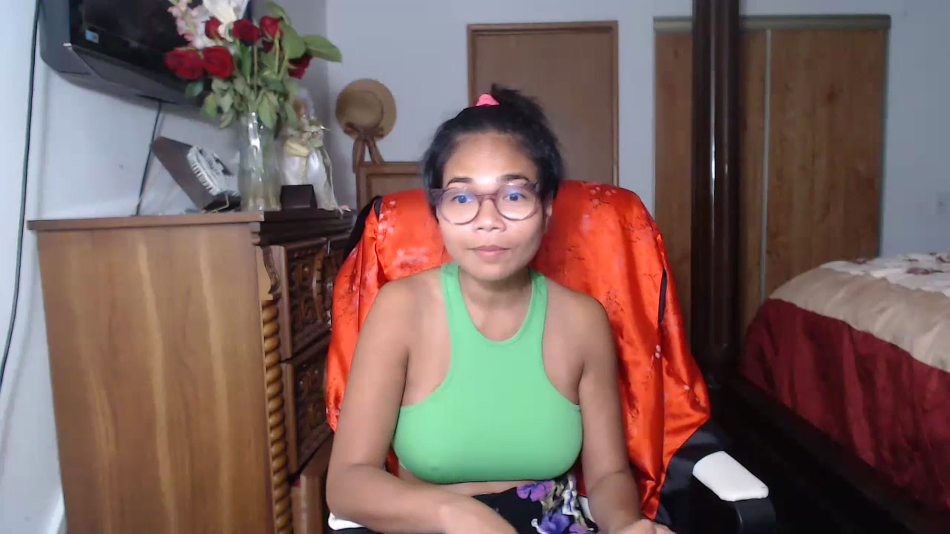 Gallery image thumbnail from Littlekai2023's myfreecams stream on, 06/14/2023, 03:14 image 2 of 20