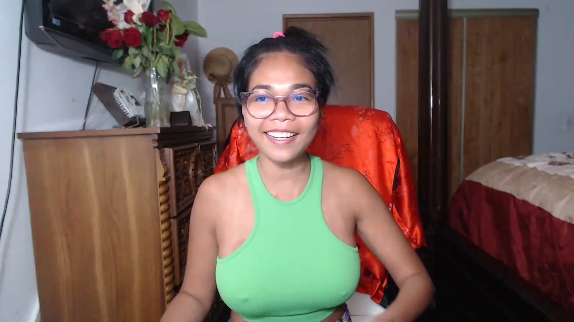 Gallery image thumbnail from Littlekai2023's myfreecams stream on, 06/14/2023, 03:14 image 6 of 20