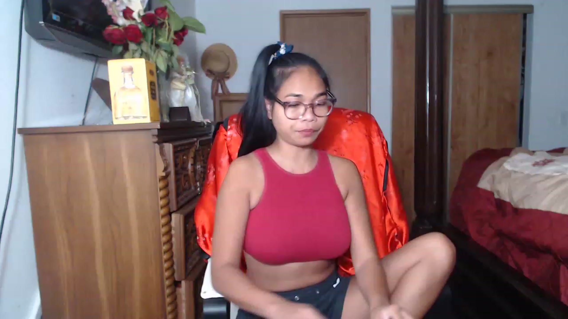 Gallery image thumbnail from Littlekai2023's myfreecams stream on, 06/15/2023, 24:29 image 3 of 20