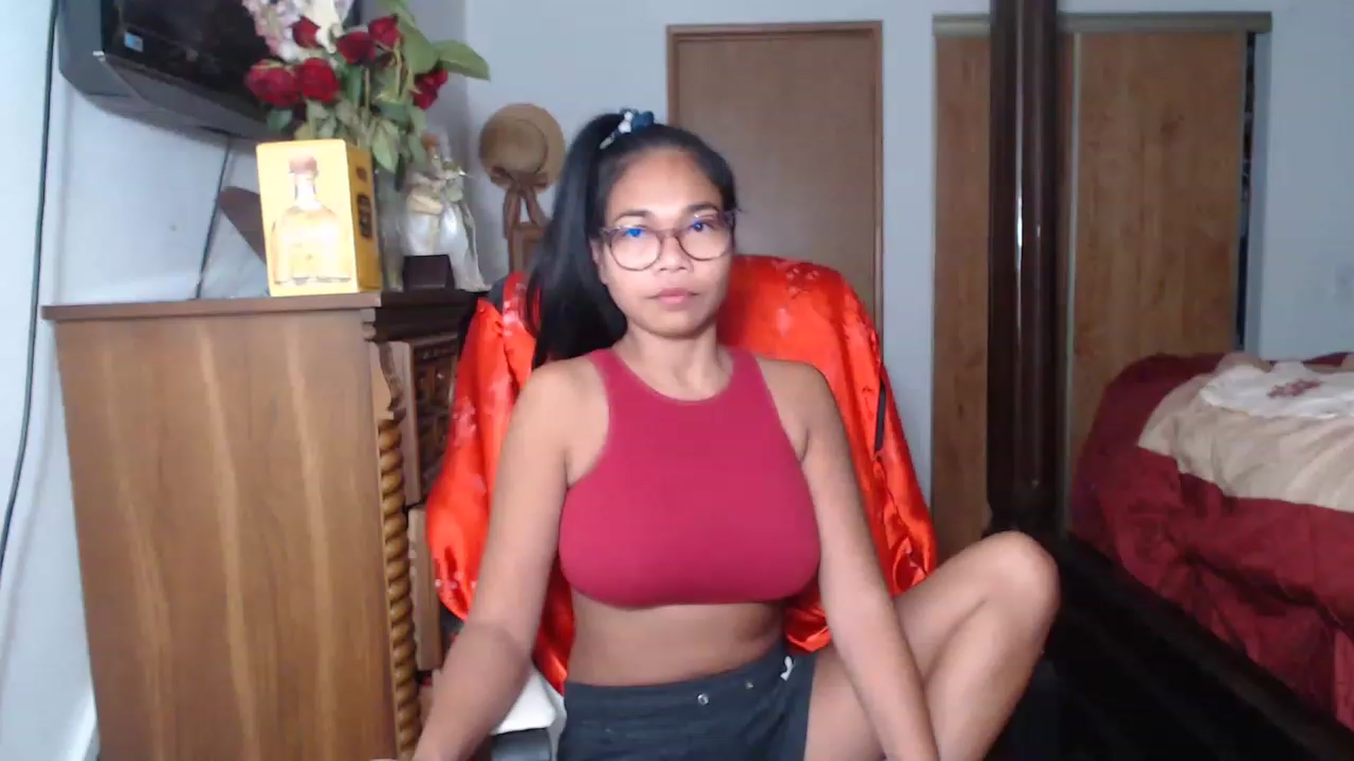Gallery image thumbnail from Littlekai2023's myfreecams stream on, 06/15/2023, 24:29 image 1 of 20
