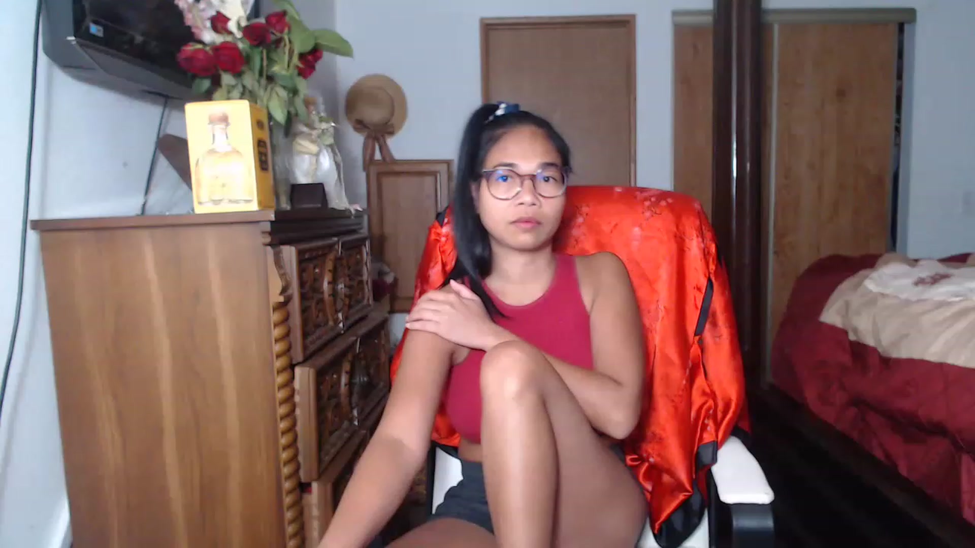 Gallery image thumbnail from Littlekai2023's myfreecams stream on, 06/15/2023, 24:29 image 7 of 20