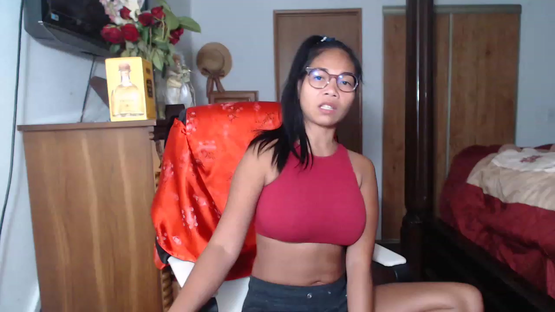 Gallery image thumbnail from Littlekai2023's myfreecams stream on, 06/15/2023, 24:29 image 16 of 20