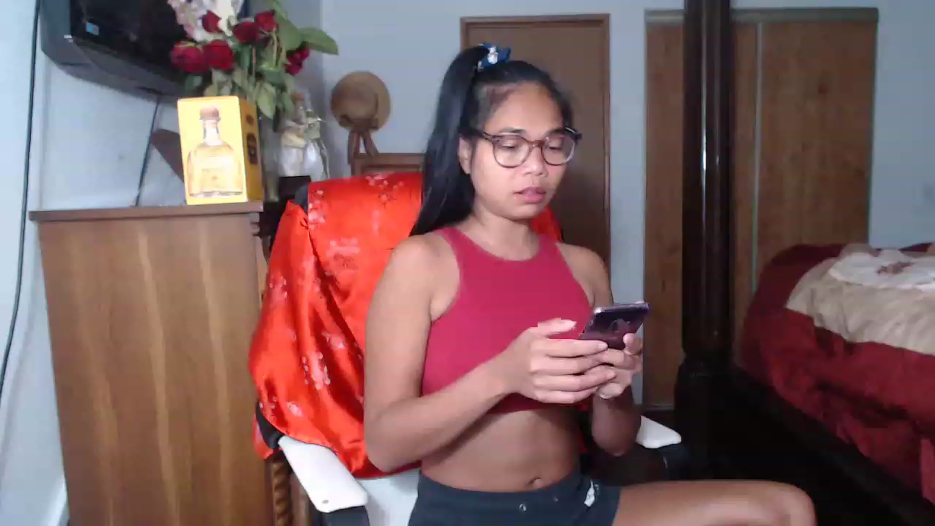 Gallery image thumbnail from Littlekai2023's myfreecams stream on, 06/15/2023, 24:29 image 18 of 20