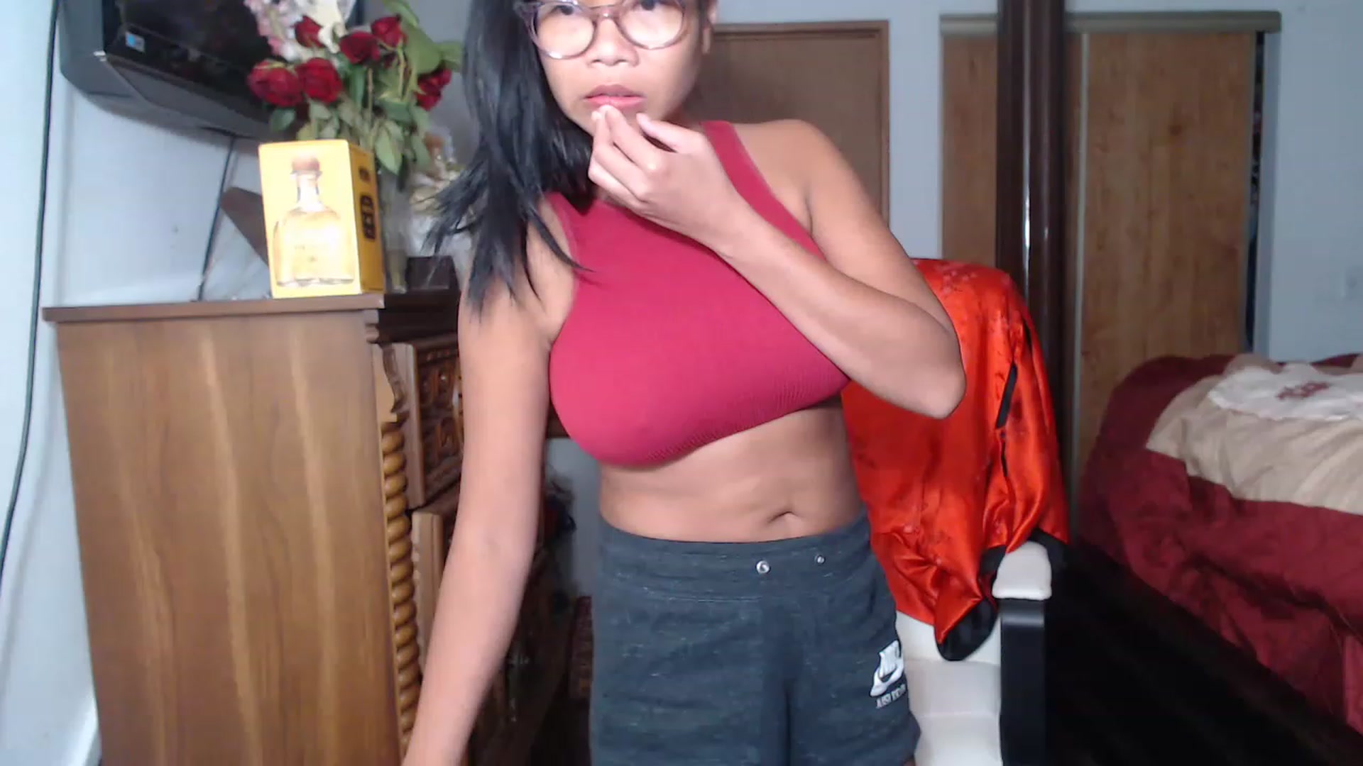 Gallery image thumbnail from Littlekai2023's myfreecams stream on, 06/15/2023, 24:29 image 11 of 20