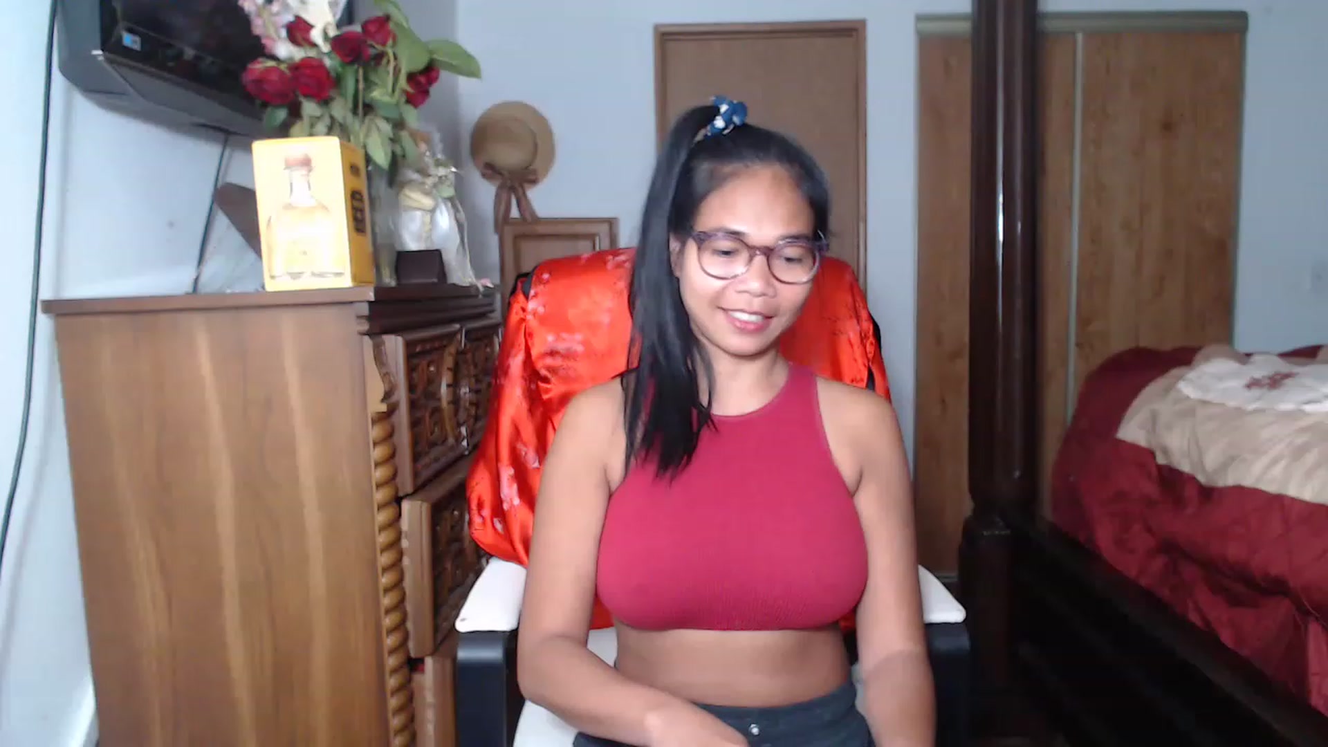 Gallery image thumbnail from Littlekai2023's myfreecams stream on, 06/15/2023, 01:32 image 14 of 20