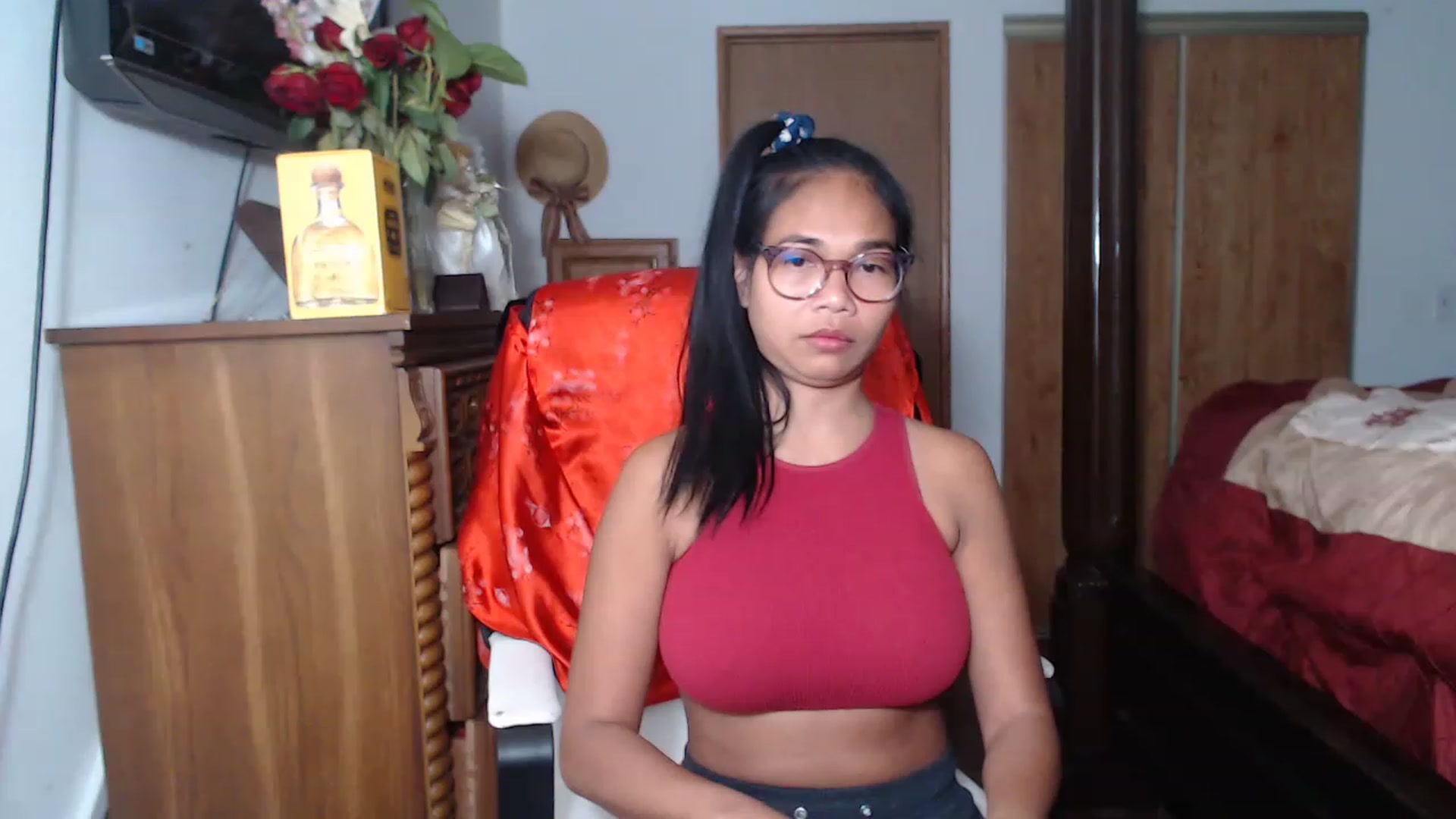 Gallery image thumbnail from Littlekai2023's myfreecams stream on, 06/15/2023, 01:32 image 10 of 20
