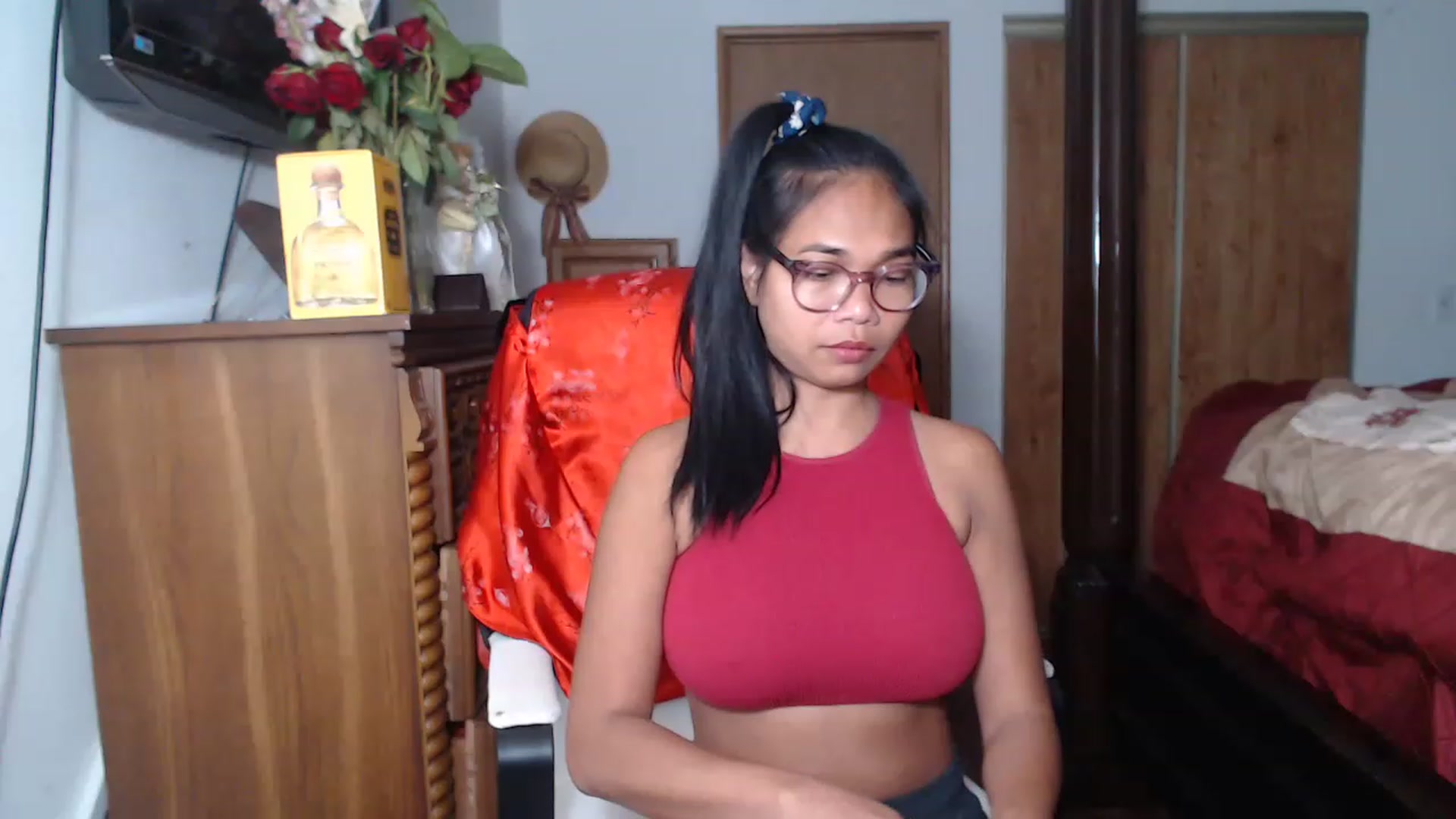 Gallery image thumbnail from Littlekai2023's myfreecams stream on, 06/15/2023, 01:32 image 7 of 20