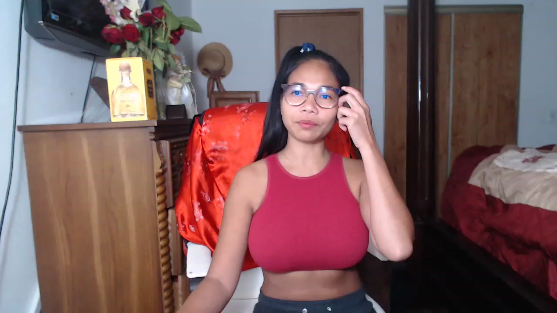 Gallery image thumbnail from Littlekai2023's myfreecams stream on, 06/15/2023, 01:32 image 1 of 20