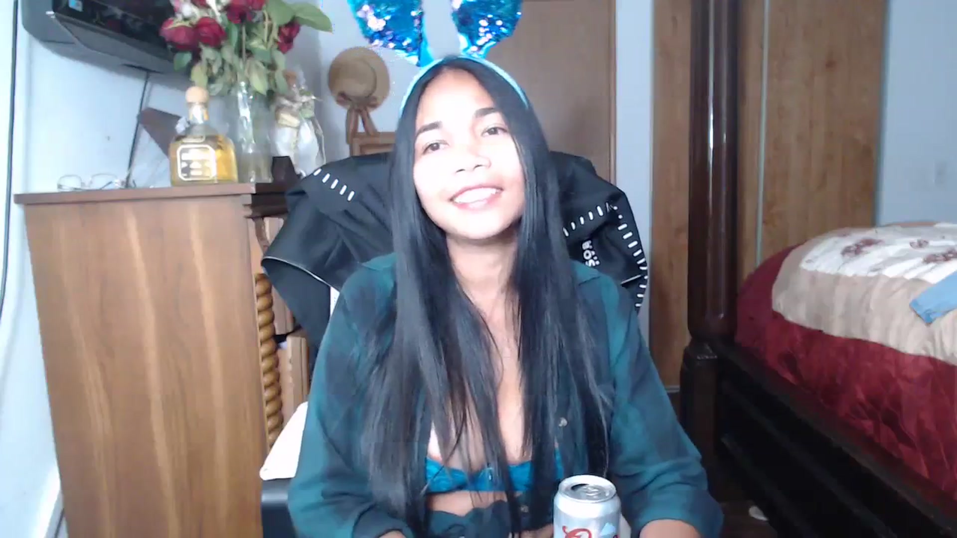 Gallery image thumbnail from Littlekai2023's myfreecams stream on, 06/16/2023, 02:14 image 11 of 20