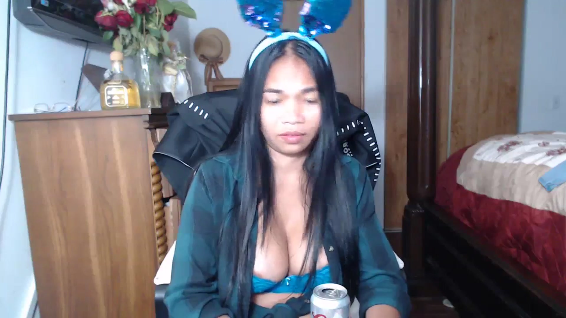 Gallery image thumbnail from Littlekai2023's myfreecams stream on, 06/16/2023, 02:14 image 15 of 20